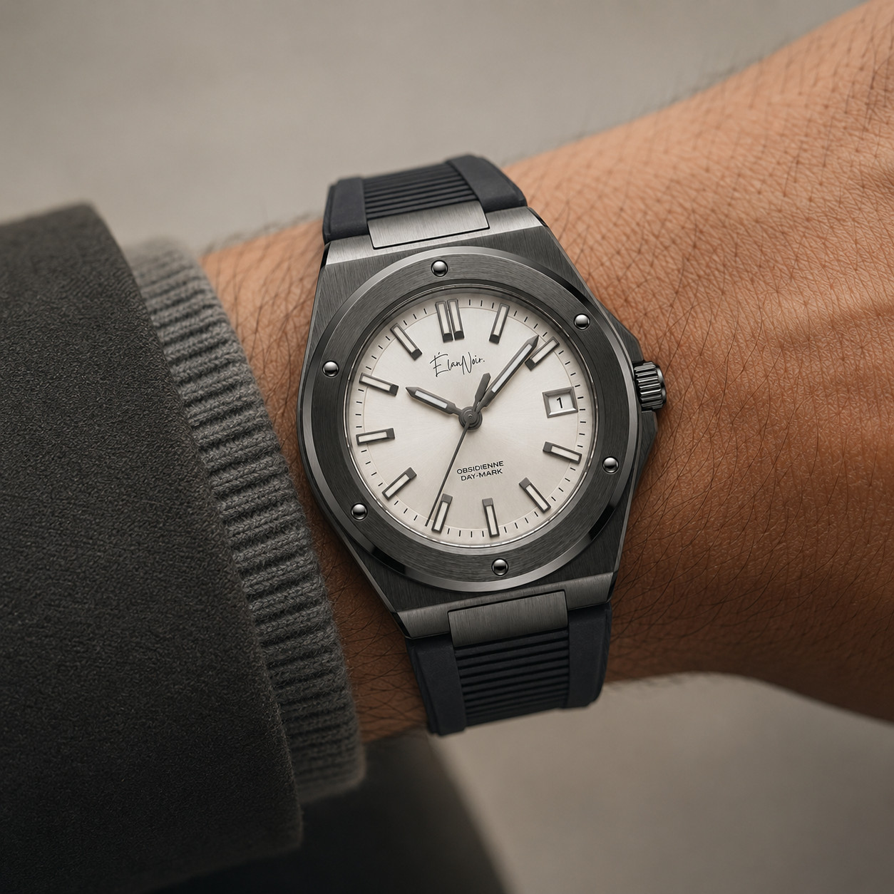 Élan Noir Obsidienne Day-Mark Automatic Watch White Dial Sapphire Steel 41mm