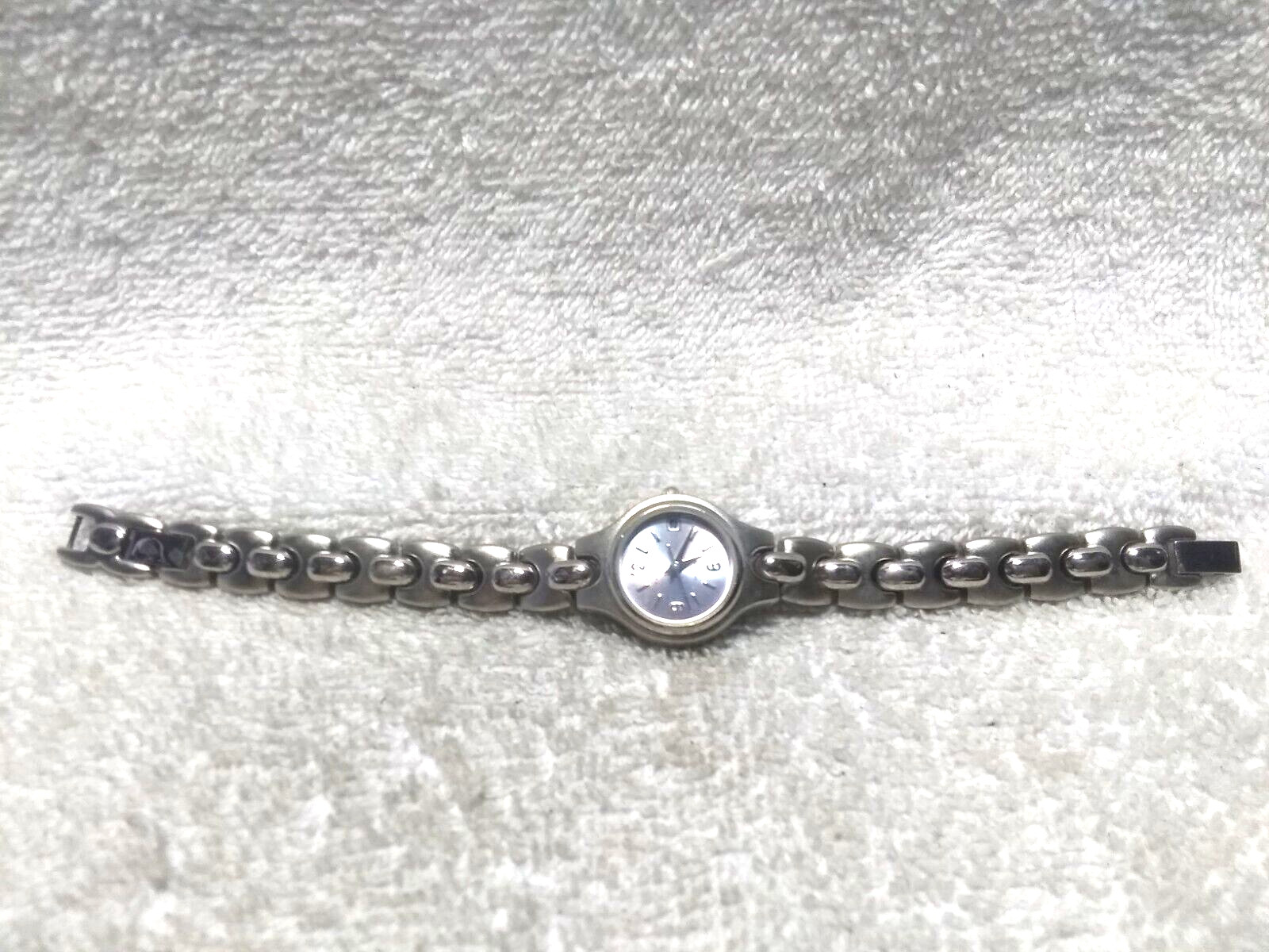 LA Express Quartz Watch Silver Dial Bracelet Band Date Indicator New Bat Works