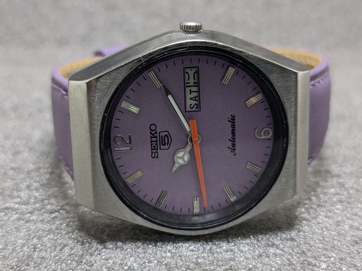 Vintage Seiko 5 automatic Day Date Movement No.6309A Japan made men’s watch.