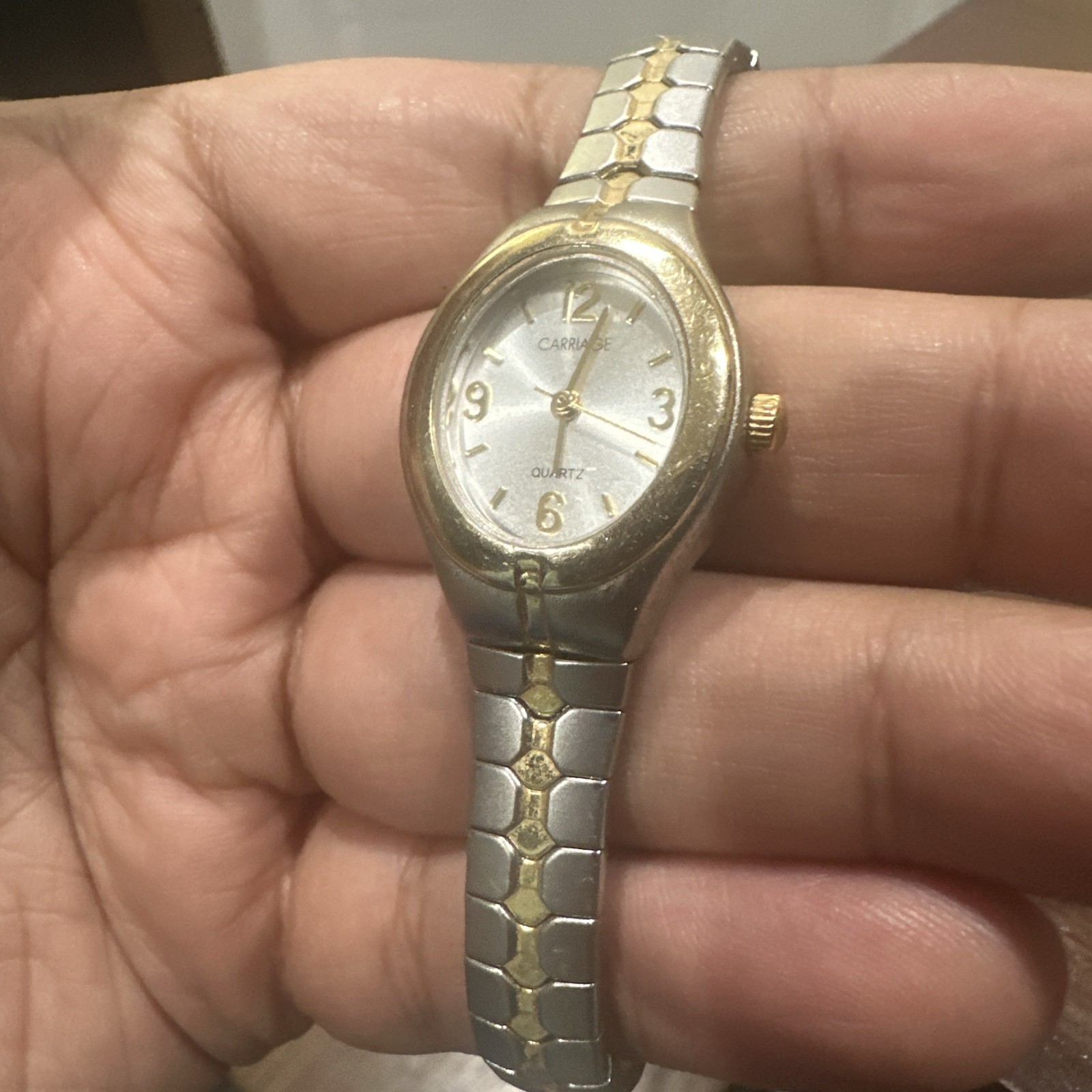 Working Timex Carriage Two Tone Stainless Steel Oval Ladies Watch 22mm Fit 7.5in