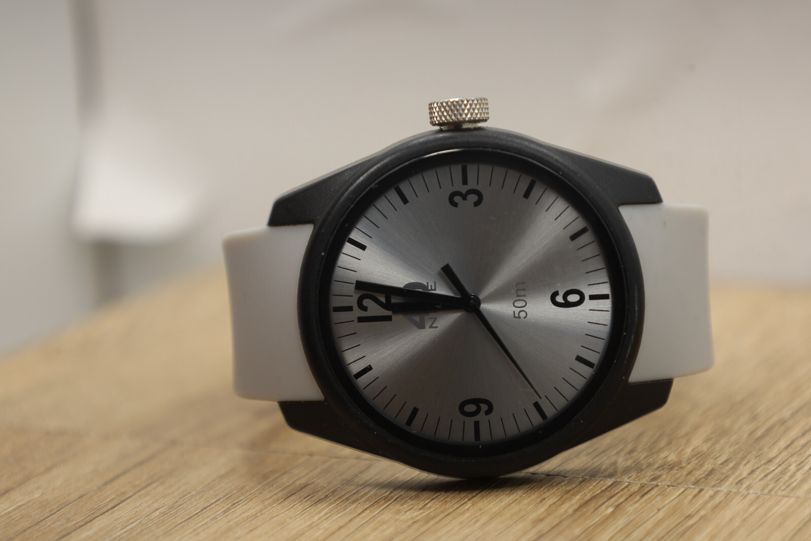 Mens 40 Nine Black Case Gray Strap Watch 44mm Case New Batt