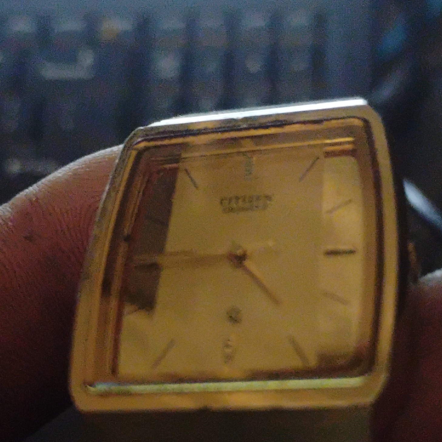 Citizen Quartz Gold-Tone Rectangular Analog Watch Gold Dial Missing Back Cover