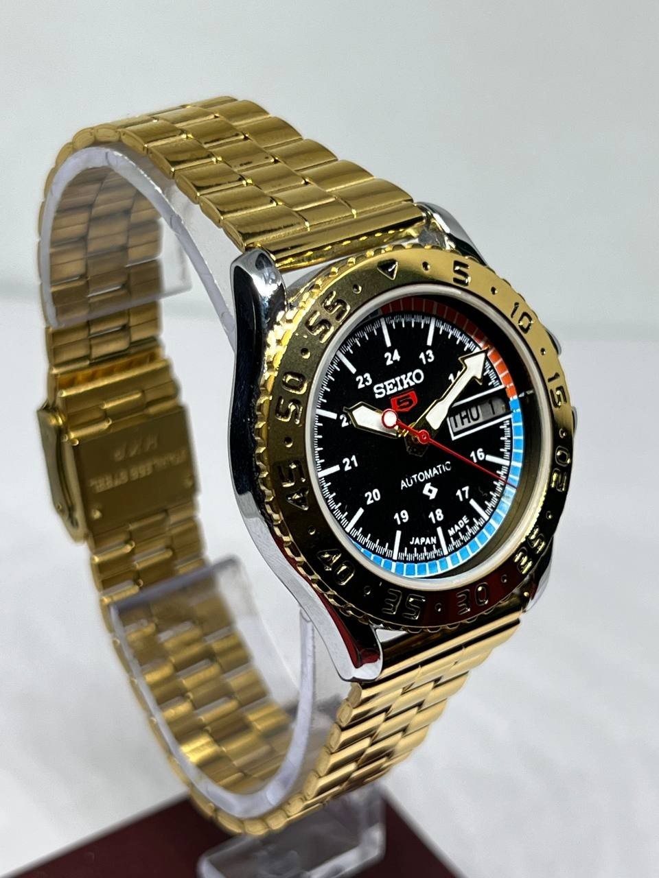 Automatic Seiko Refurbished Black Dial Day/ Date Men’s Wrist Watch Gold Plated