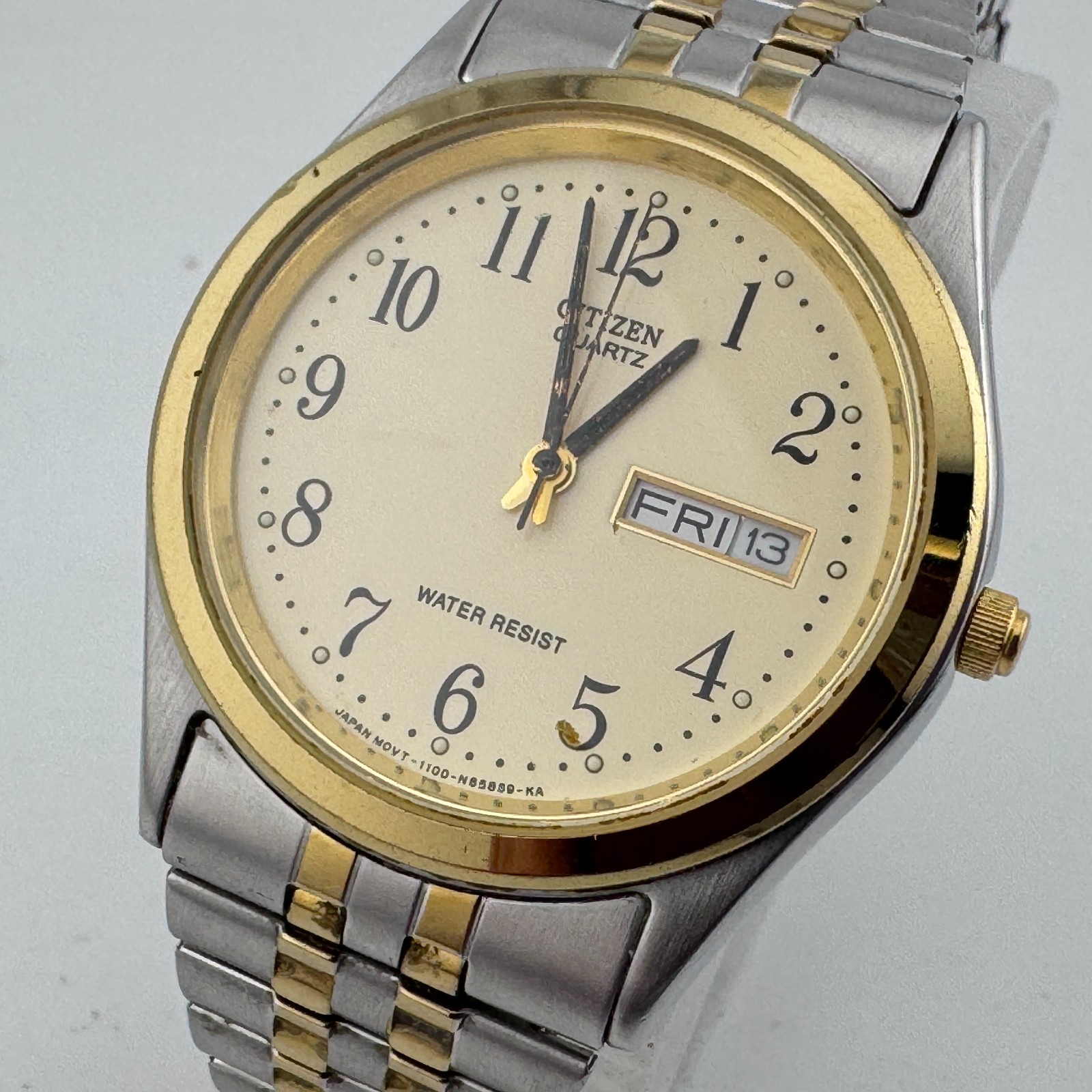 VTG Citizen Quartz Watch 1100-S63910 Men Dual Tone Day Date Stretch New Battery