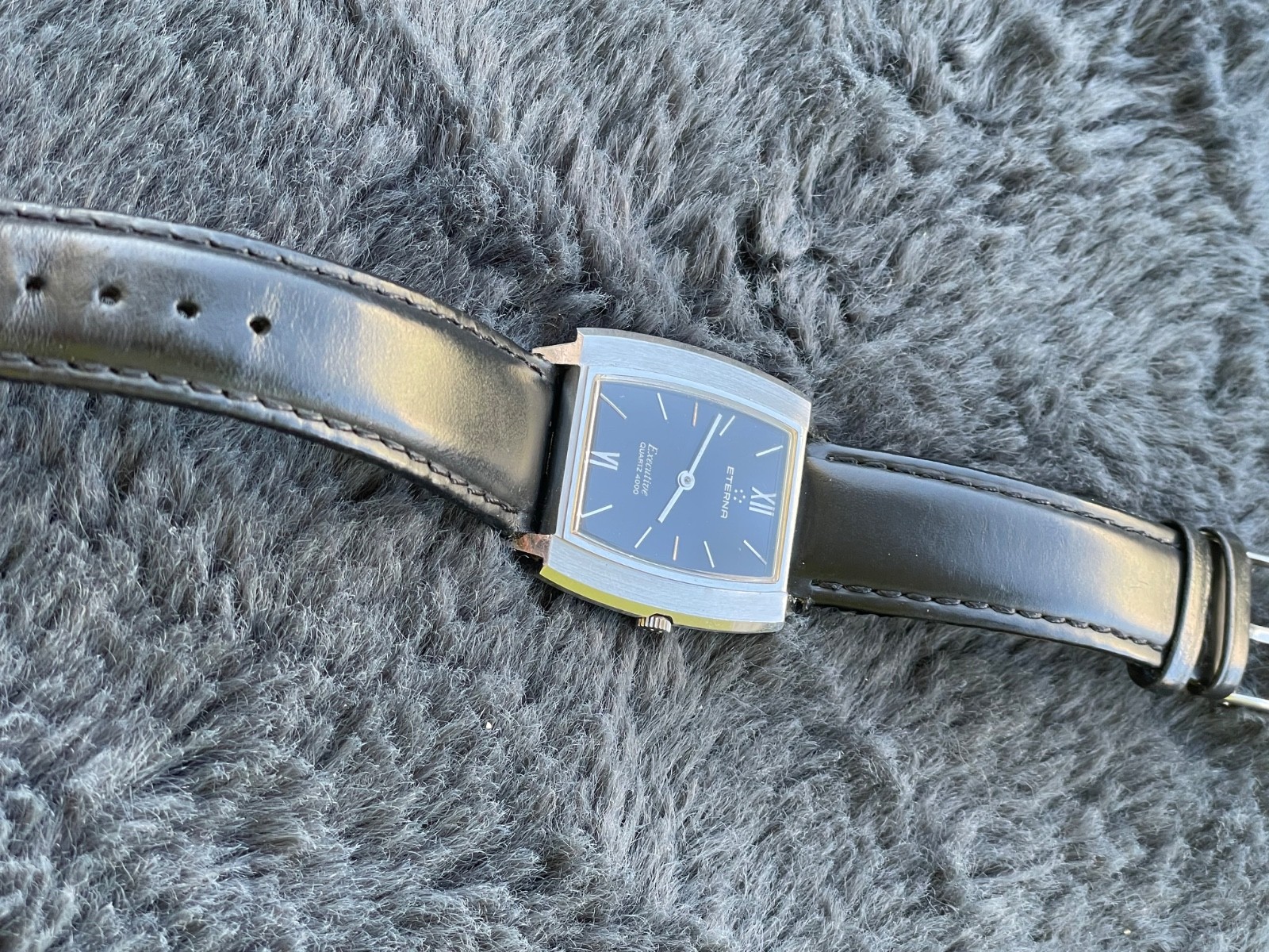 Eterna Executive Quartz 4000 Rectangular Black Dial ESA 940.111 32/40 mm