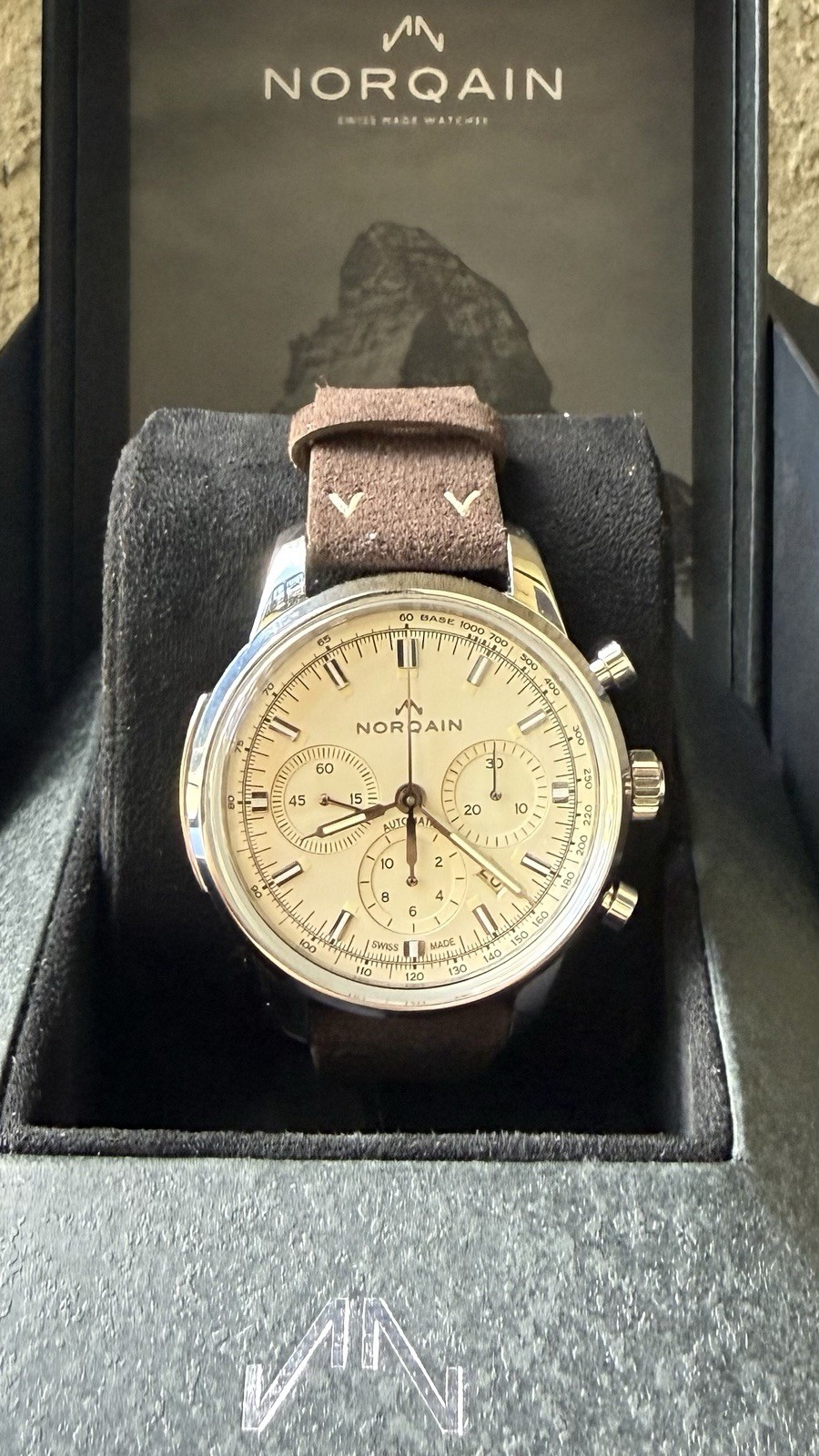 NORQAIN Freedom 60 Automatic Chronograph Date 43mm Silver Leather Strap 100m