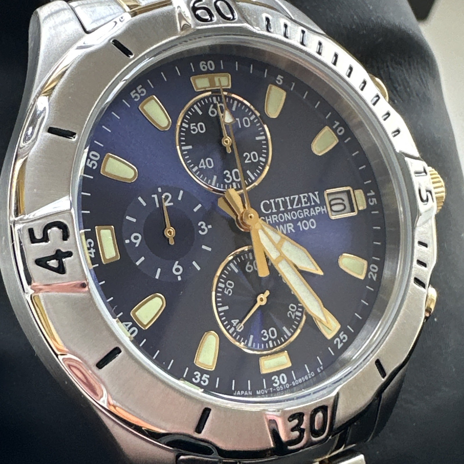 Citizen Men ‘s Classic Chronograph Date Quartz Silver Watch 41 MM AN3394-59L