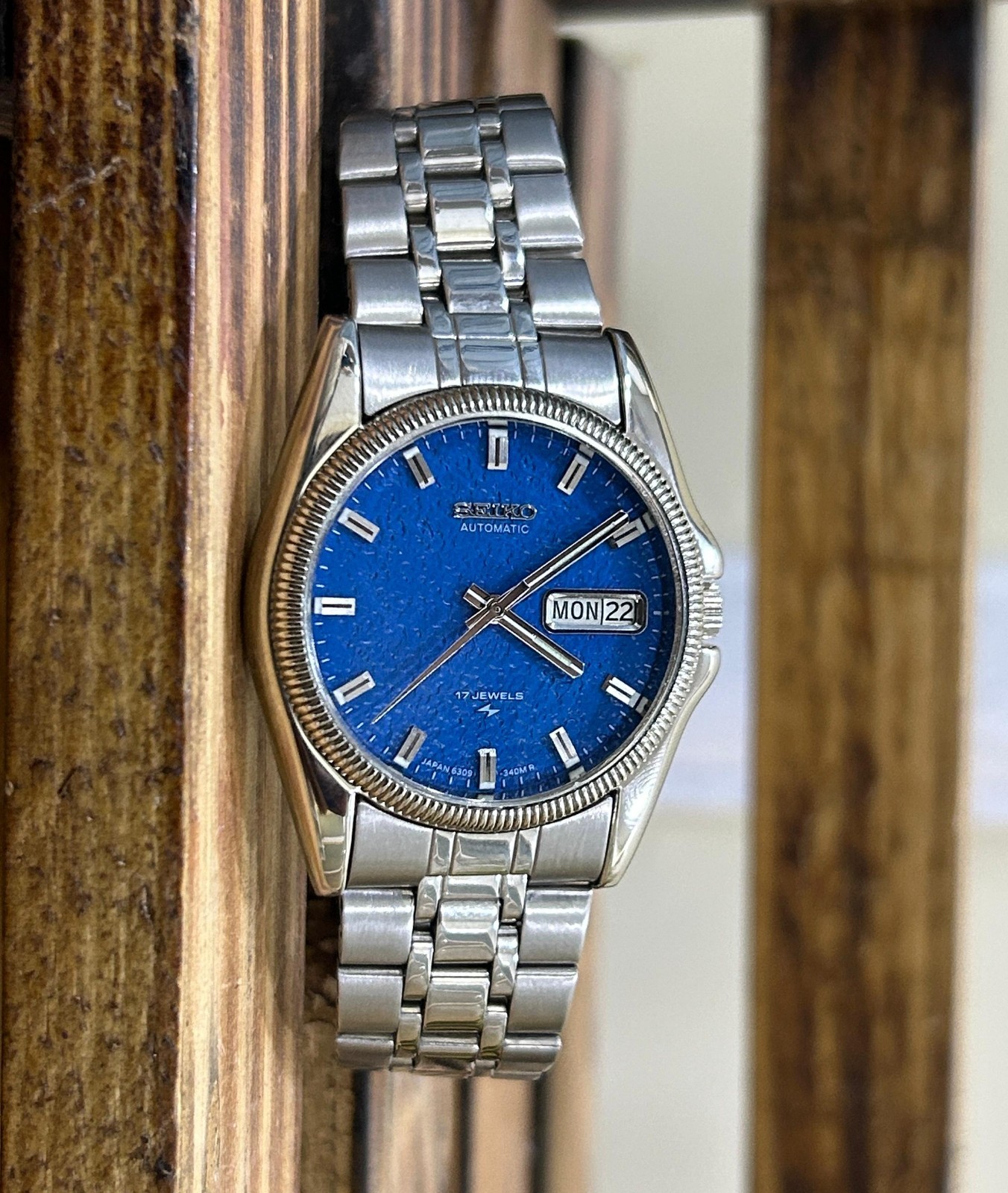 Seiko 5 Automatic Blue 💙 Red Dial Mens Watch Japan Made 6309