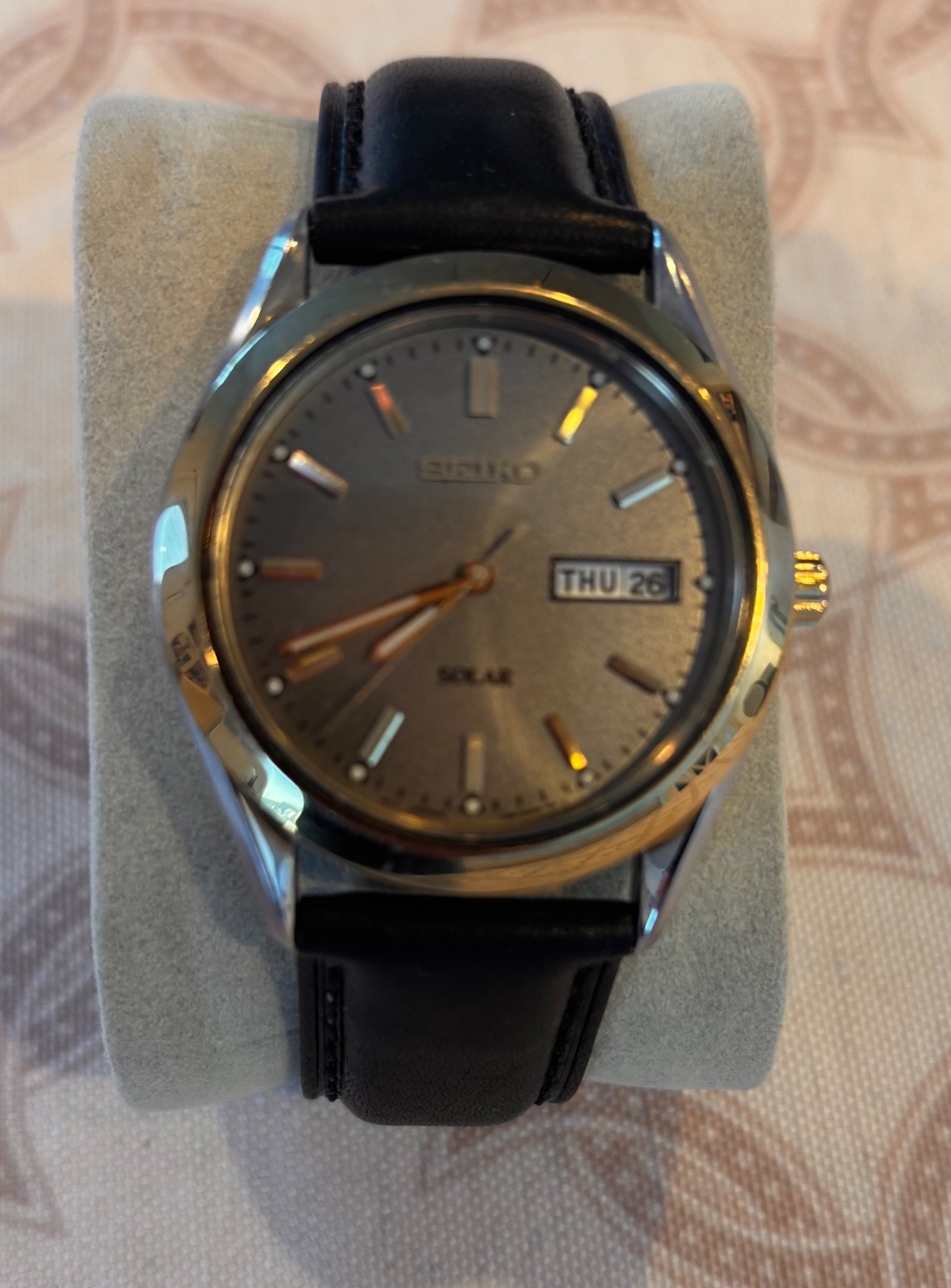 Seiko Solar Gray With Gold Accents Men’s Watch – OD6554 New $20 Battery