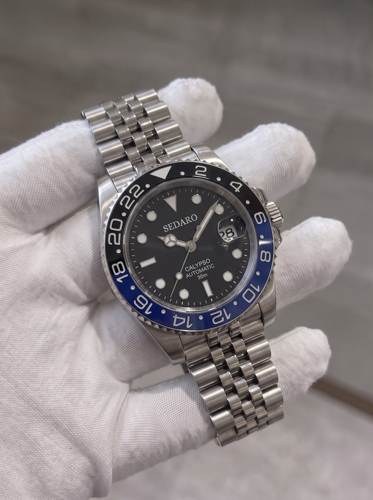 SEDARO GMT Sport Watch – Japanese NH35 – Black & Blue Bezel Automatic