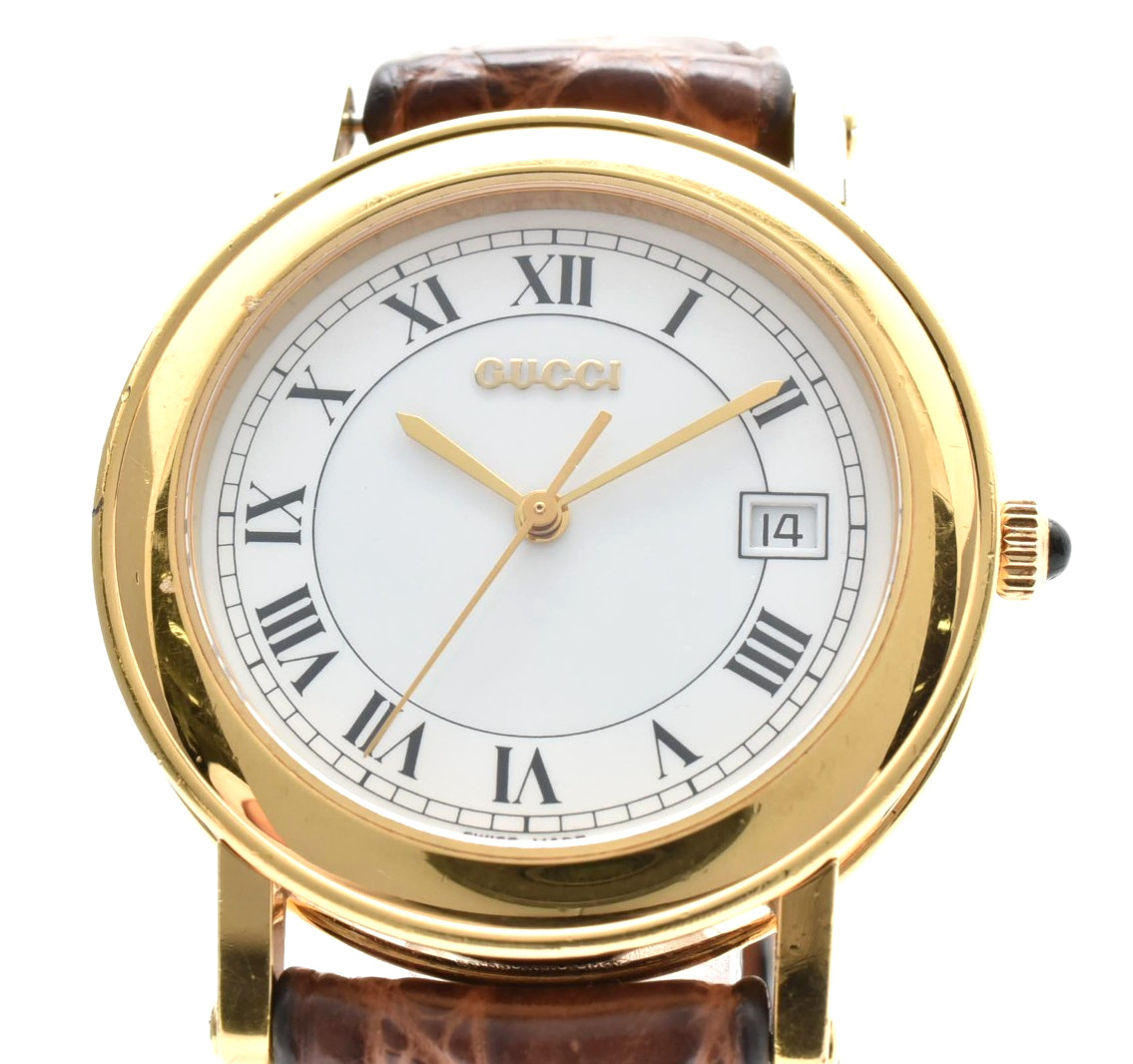 [Near MINT] Vintage Gucci 7200M White Roman Dial Date Quartz Men’s Watch JAPAN