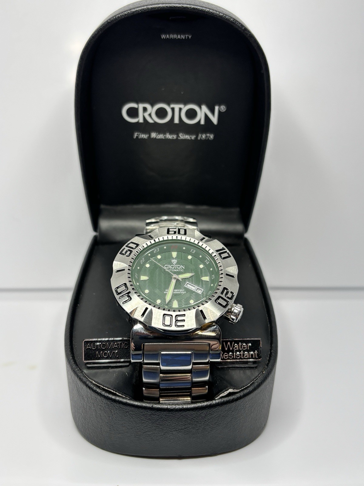 NOS Croton Vortex Automatic 21 Jewels Green Wave Dial 200M Divers Men’s Watch
