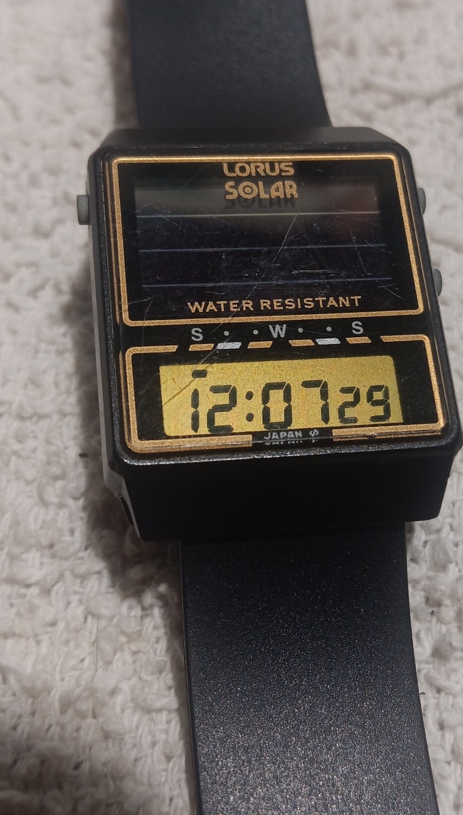 Lorus Men’s Solar Powered Digital Quartz Alarm Chronograph Water Resistant Watch