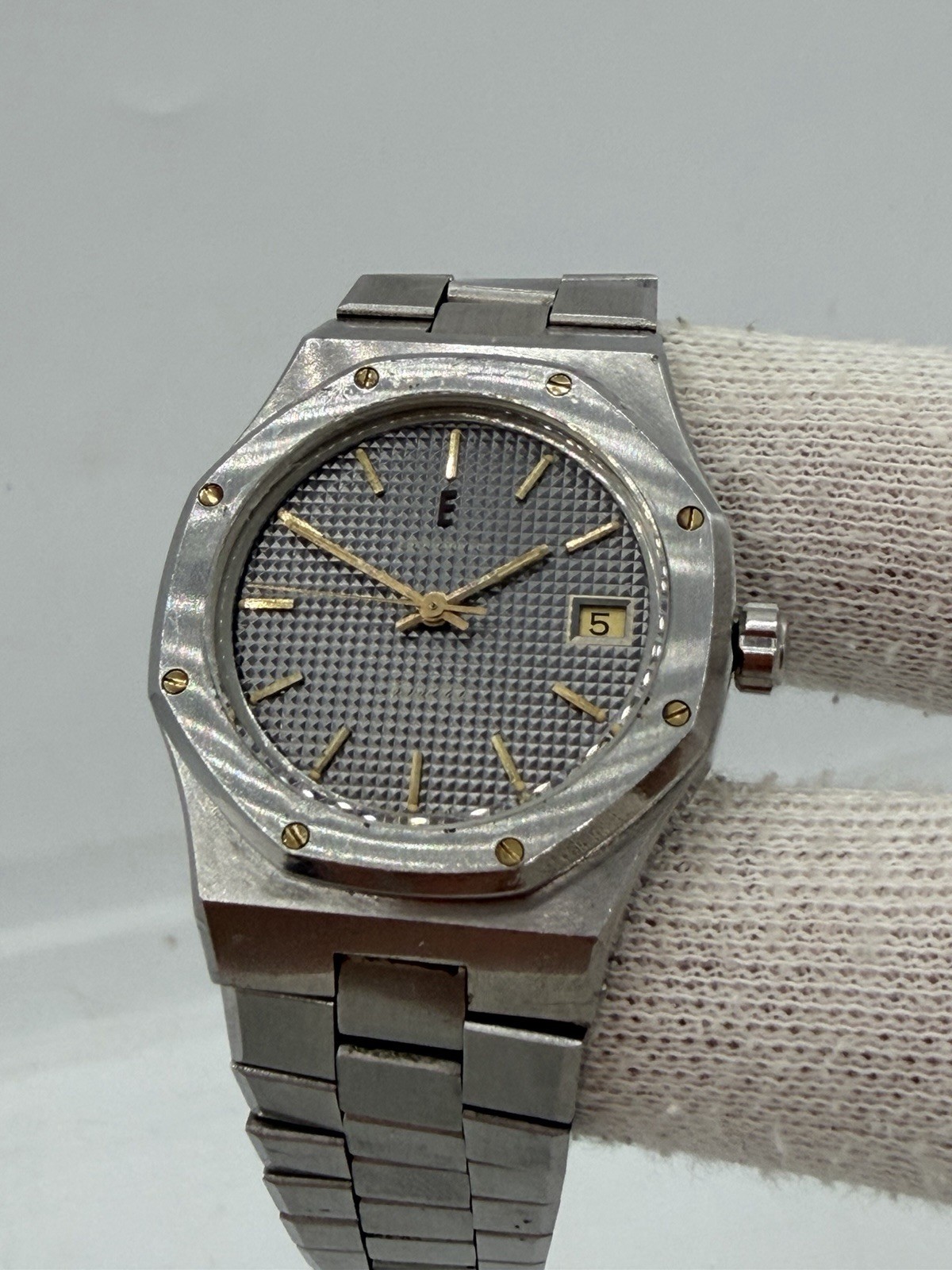 Extremely rare vintage Eberhard Royal Matic “Oak” steel gold Ref. 17175