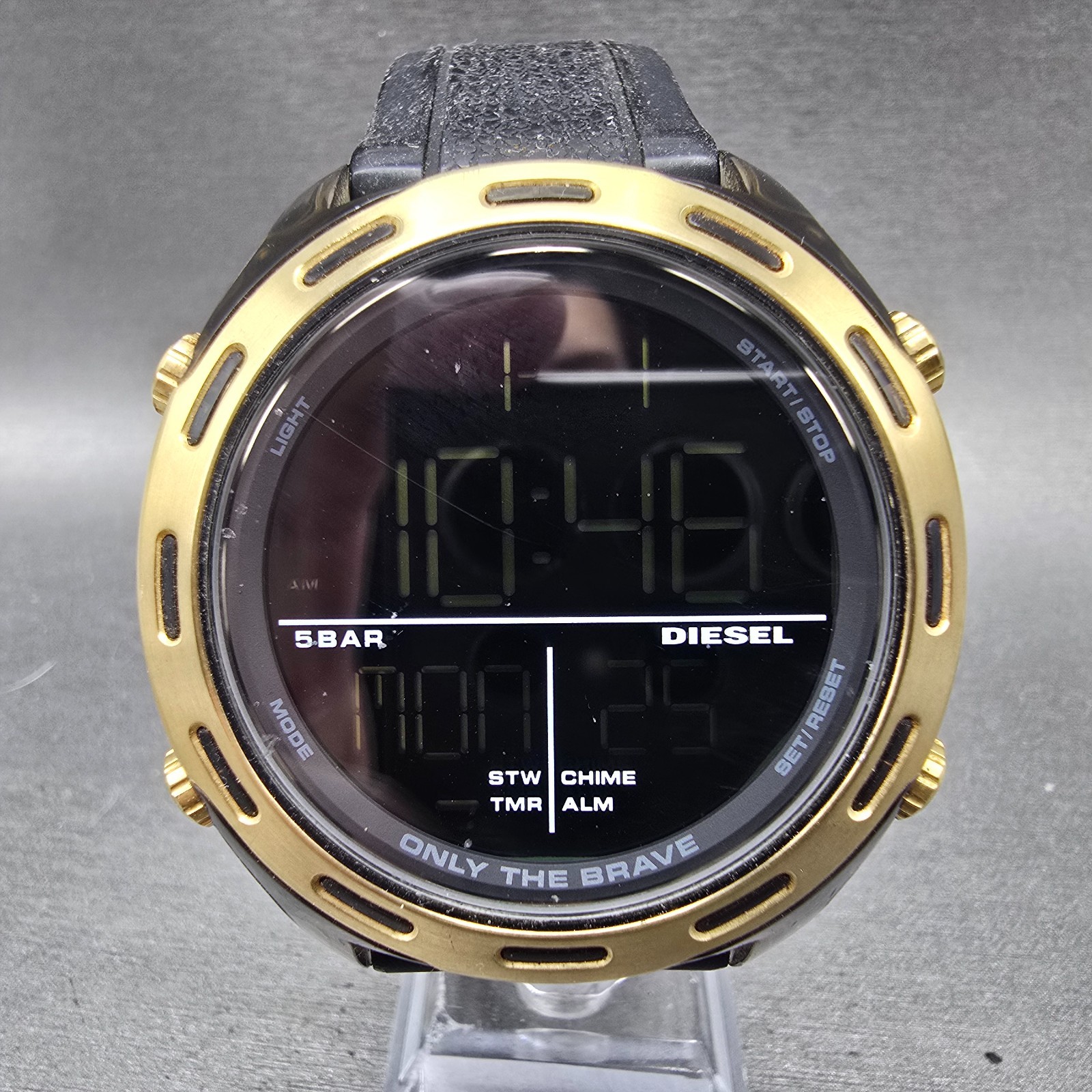 Diesel Crusher Watch Men 47mm Black Gold Alarm Chronograph Round DZ1901 New Batt