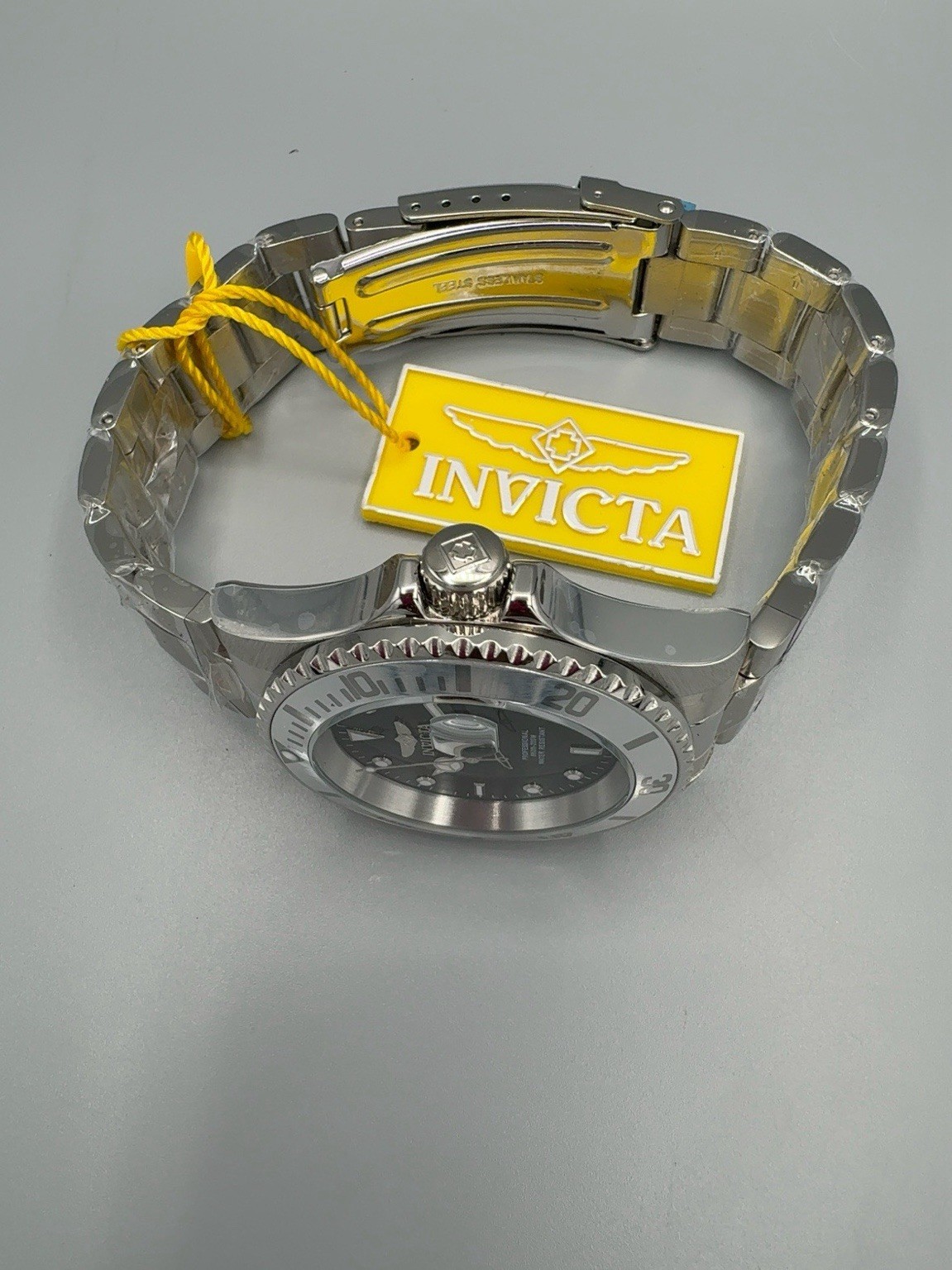 Invicta Pro Diver Coastpath 34022 Men’s 40mm Black Dial Steel Watch New Box
