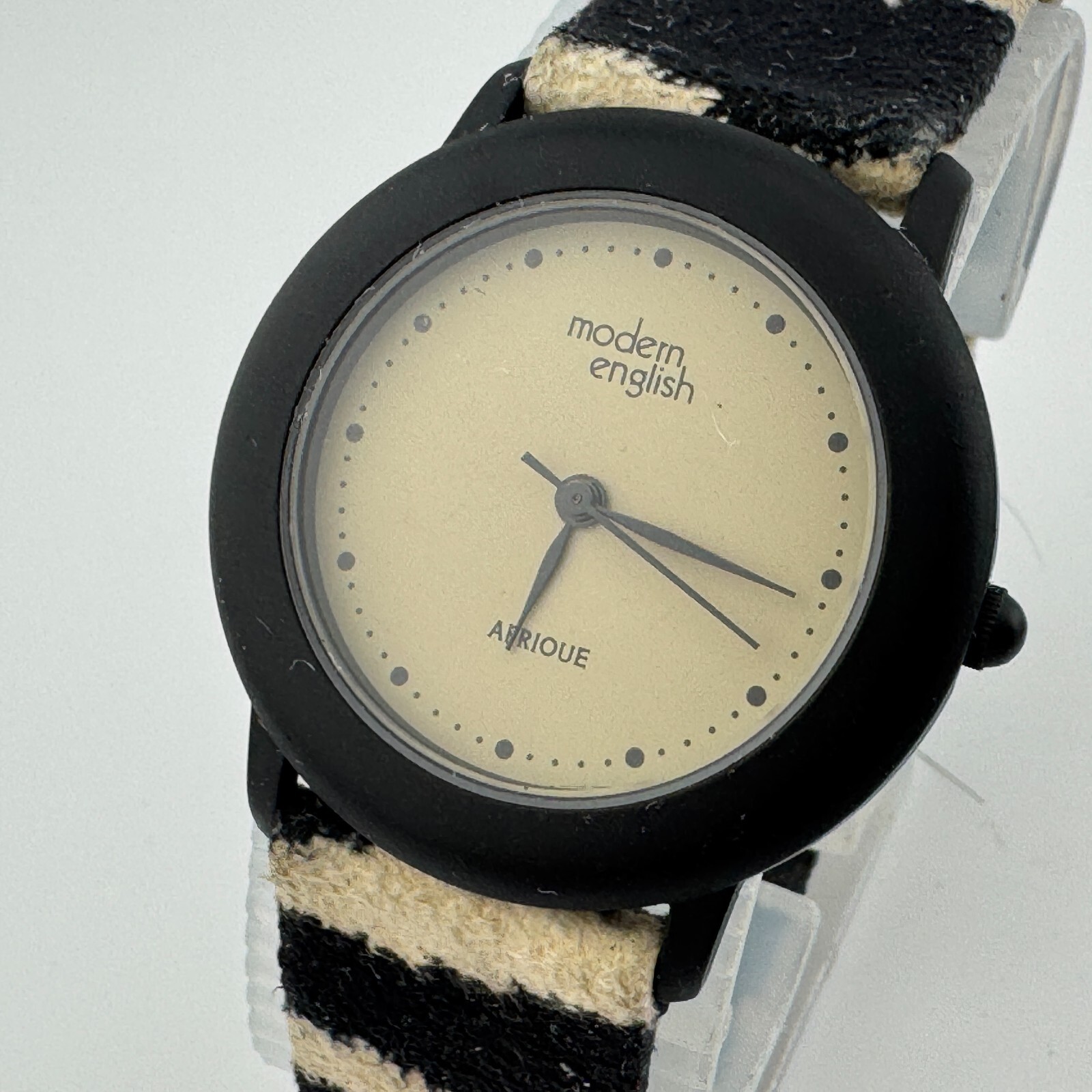 Modern English Quartz Watch Afrique Unisex Black Leather Japan Analog New Batter
