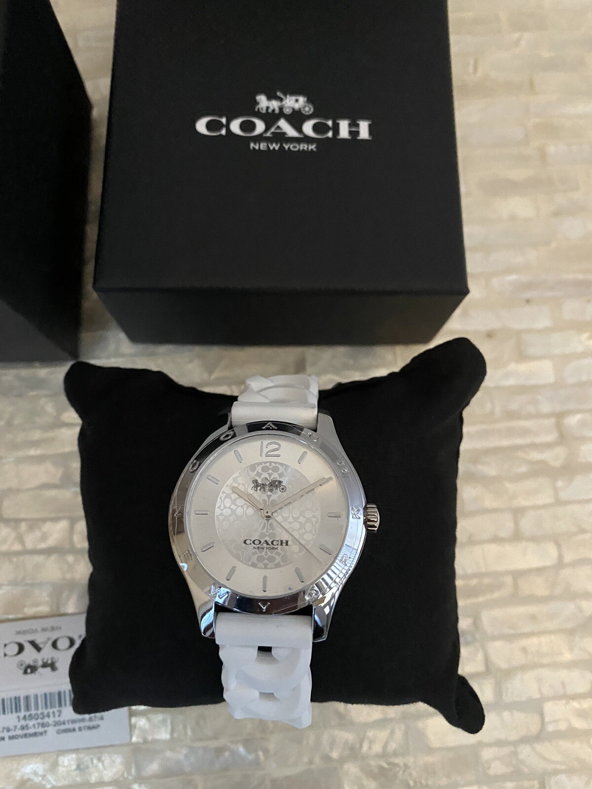 Coach Maddy Watch, 34 Mm Stainless steel case and rubber strap White W1618