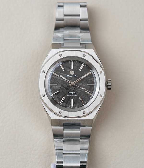 Nivada Grenchen F77 41mm Meteorite Dial No Date 68041A77C Steel Men’s Watch