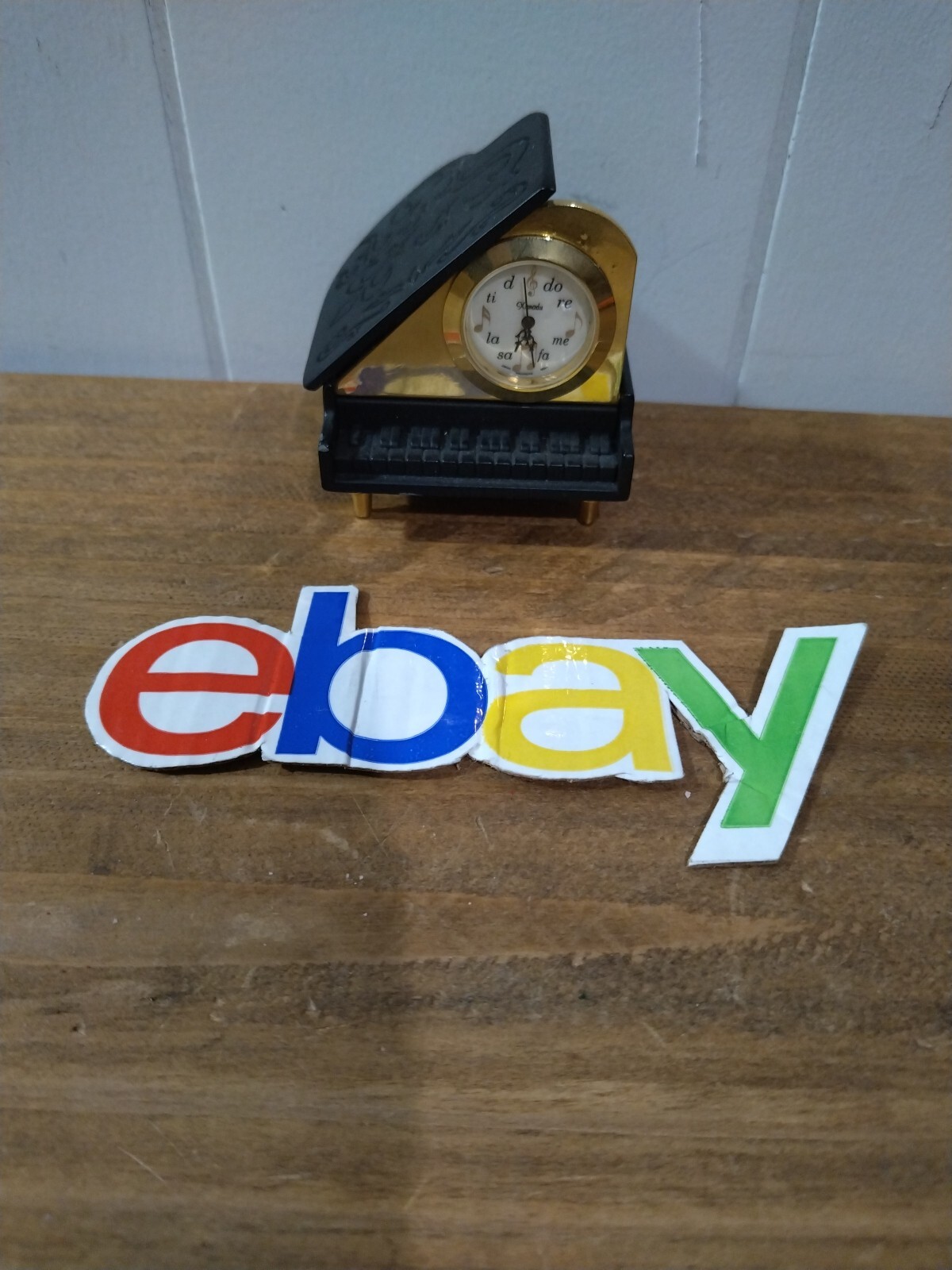 Vintage Diecast Grand Piano Vanity Watch by Xanadu Hour Marks Do Re Mi 2 1/8″
