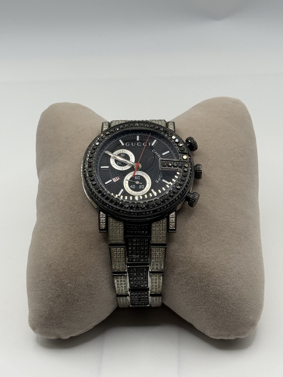 Stunning Gucci G-Chrono – Full Natural Black & White Diamond Custom