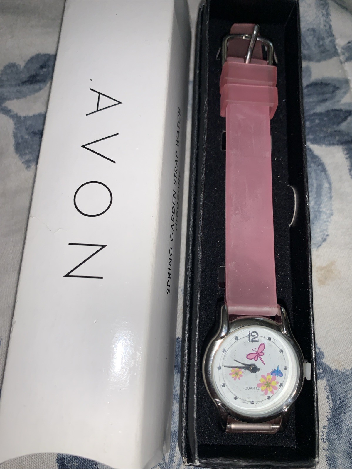 AVON SPRING GARDEN DRAGONFLY SILICONE STRAP WATCH Pink BOX New Battery