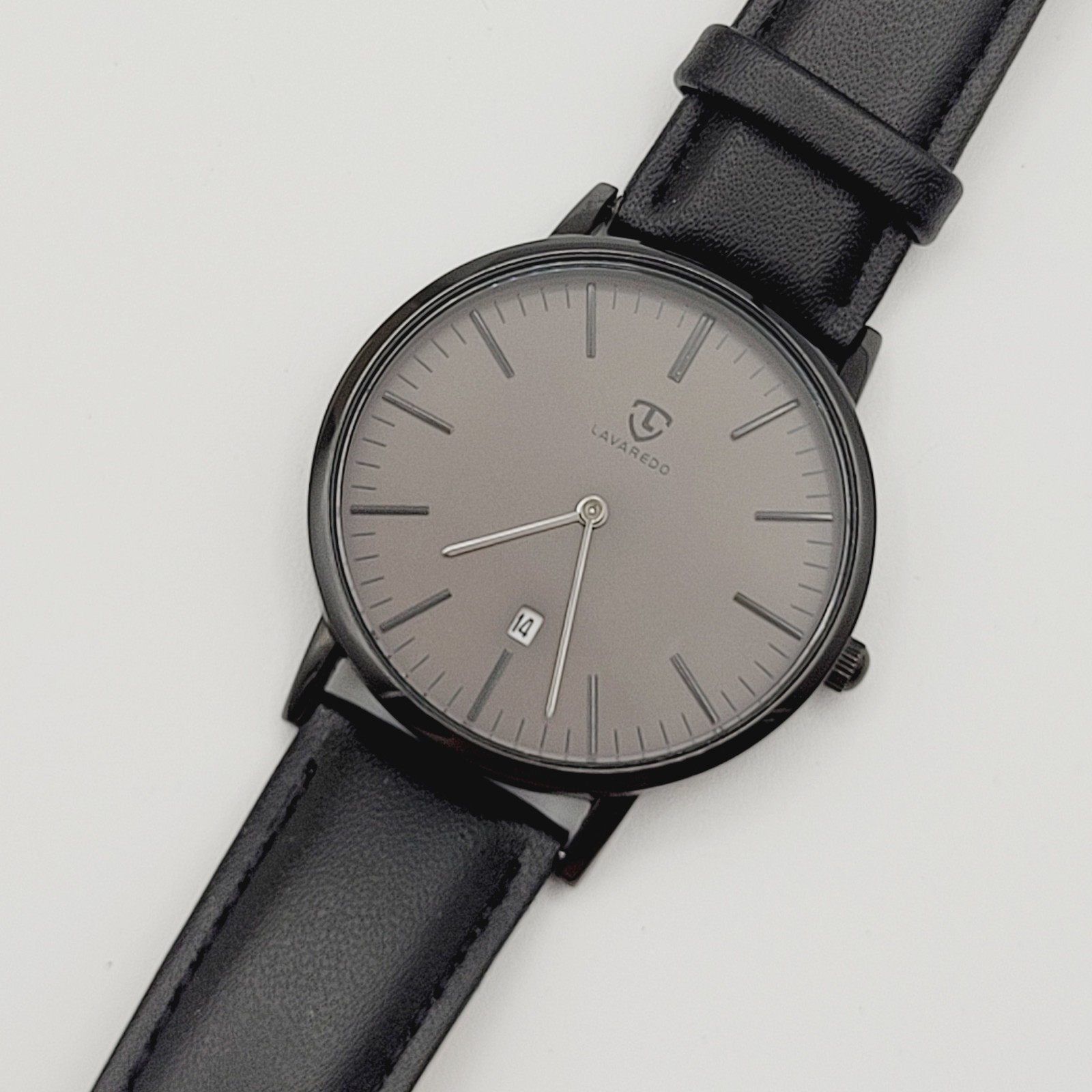 Lavaredo Mens Minimalist Watch Gray Dial Black Leather Band Date Window L6628
