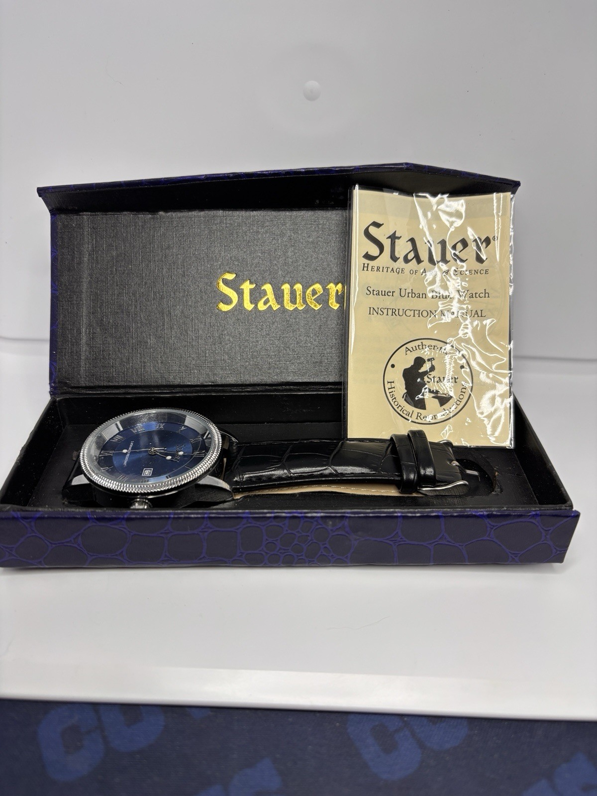 Stauer Urban Blue Men’s Dress Watch 28997 Coin-Edge Bezel – Unworn New Old Stock