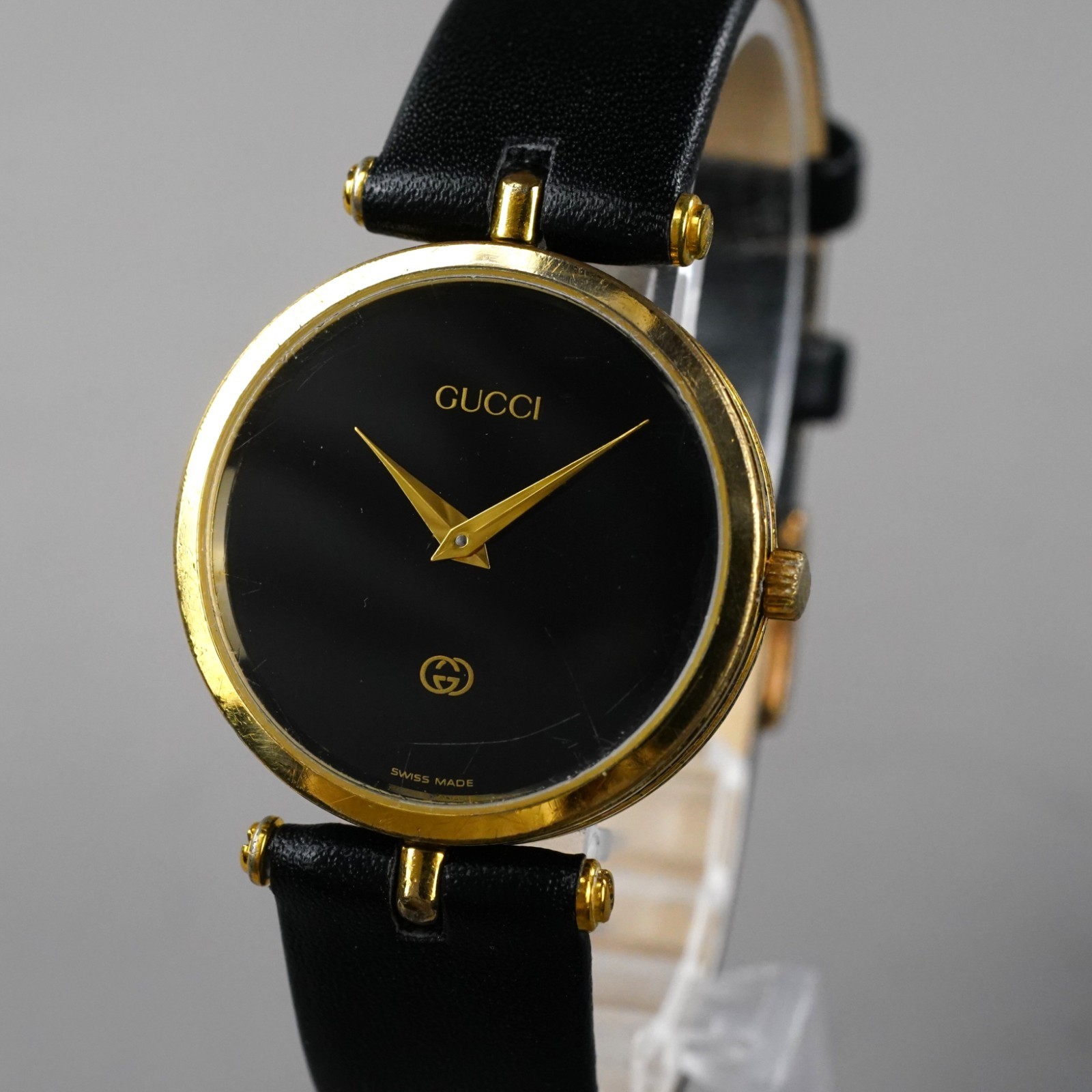 GUCCI Vintage Men’s Watch 2000M Gold 30mm New Battery New Leather Band