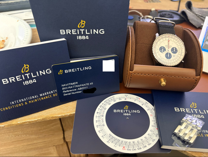 Breitling Navitimer Rattrapante 45 B03 Chronograph 2021 Box & Papers + 6 Bands