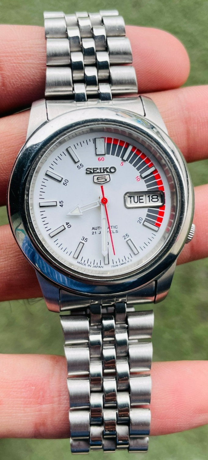 Seiko 5 Automatic 7S26-02W0 White Dial Day-Date 21 Jewels Men’s Vintage Japan