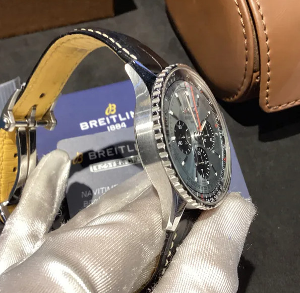 Breitling Navitimer B01 Chronograph 43 Ice Blue AB0138