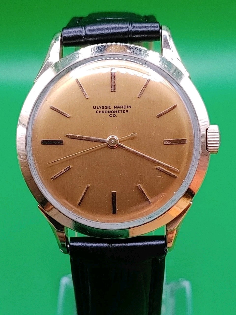 Ulysse Nardin 14k Solid Gold Manual Wind Watch With Beautiful Champagne Dial
