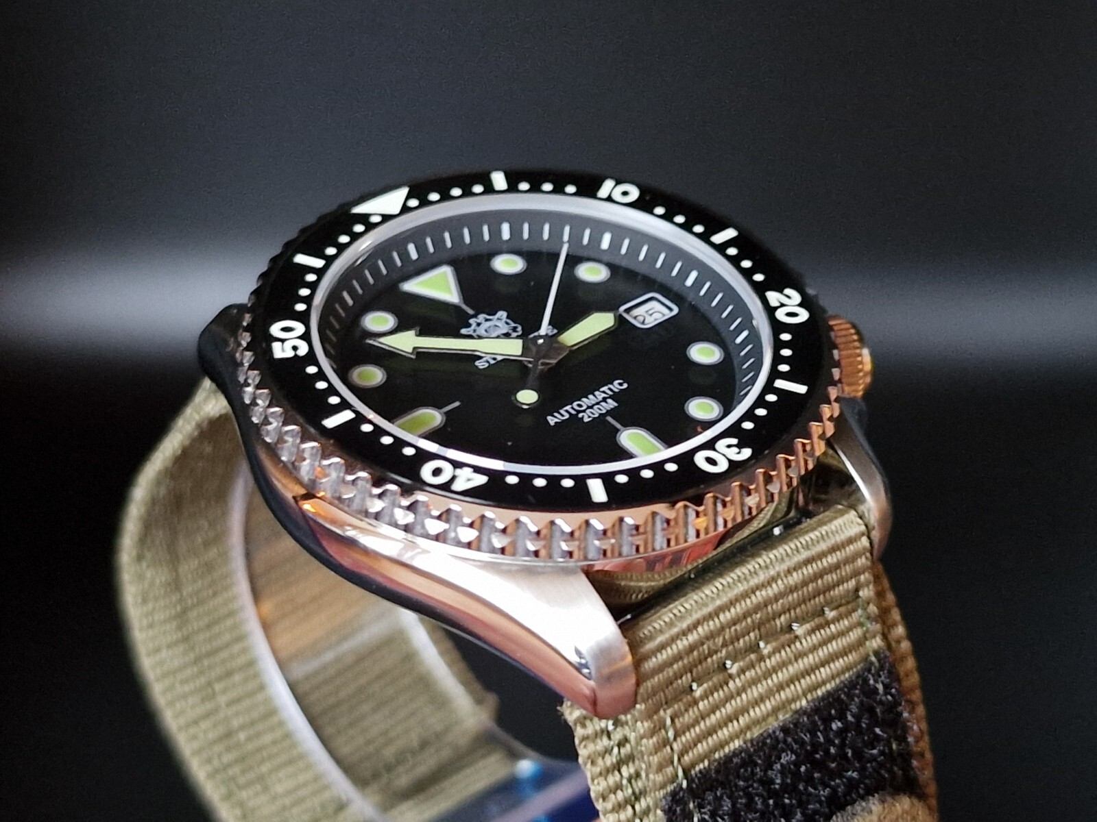 Seiko NH35A Automatic Mechanical 41mm Military Dive Watch by Steeldive