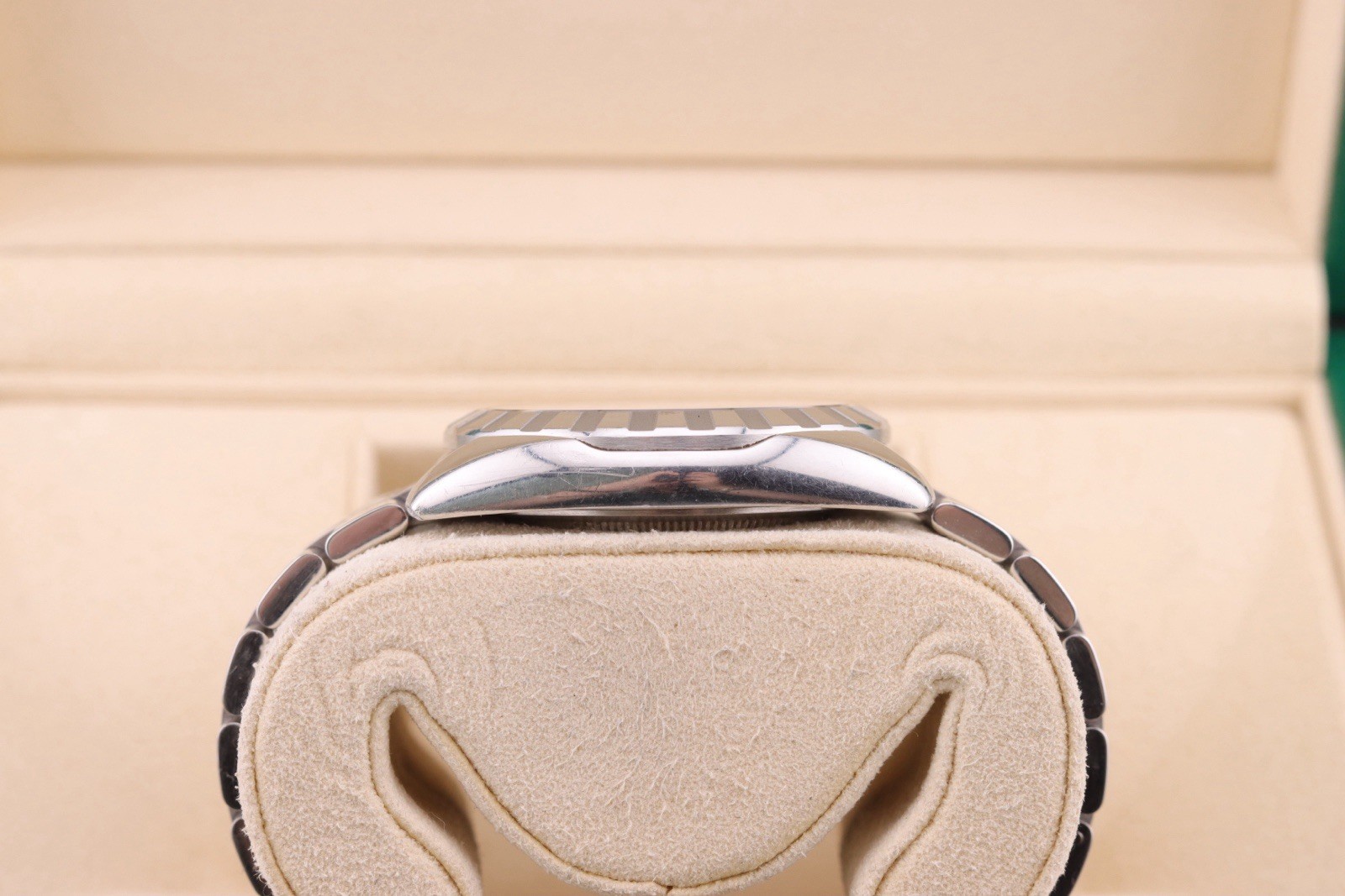 TUDOR Classic Date | ref. M21010 | 38mm Stainless Steel Watch with Card