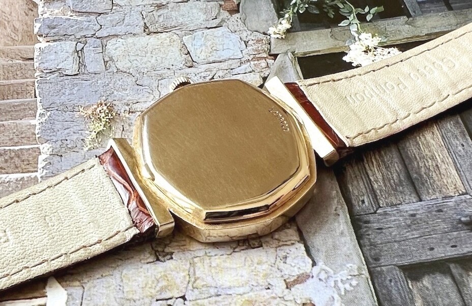 Rare Find Omega  14K Solid Gold Watch – Octagonal Shape – Manual Wind – Unisex