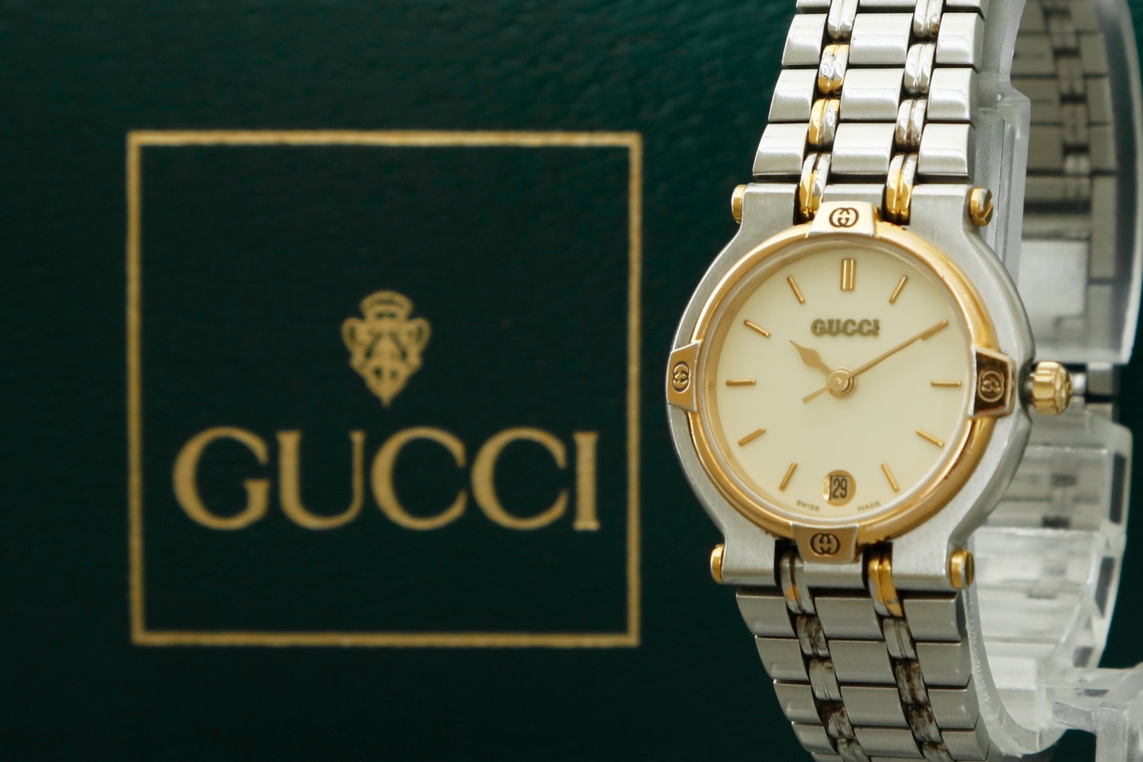 [Near MINT w/Box] Vintage Gucci 9000L 25mm Ivory Dial Date Quartz Women’s Watch