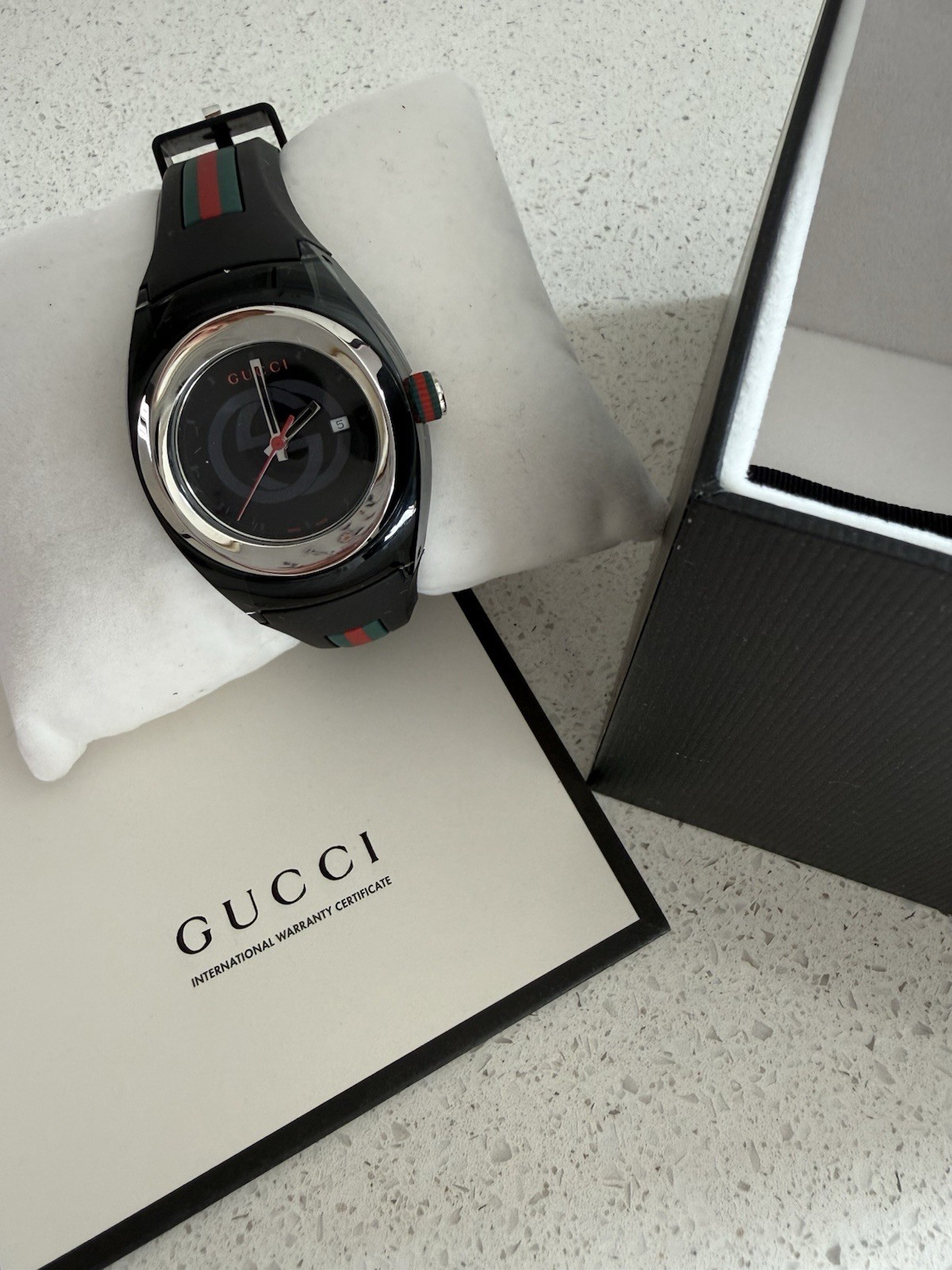 Gucci Sync – Medium Rubber Strap Watch, 36mm