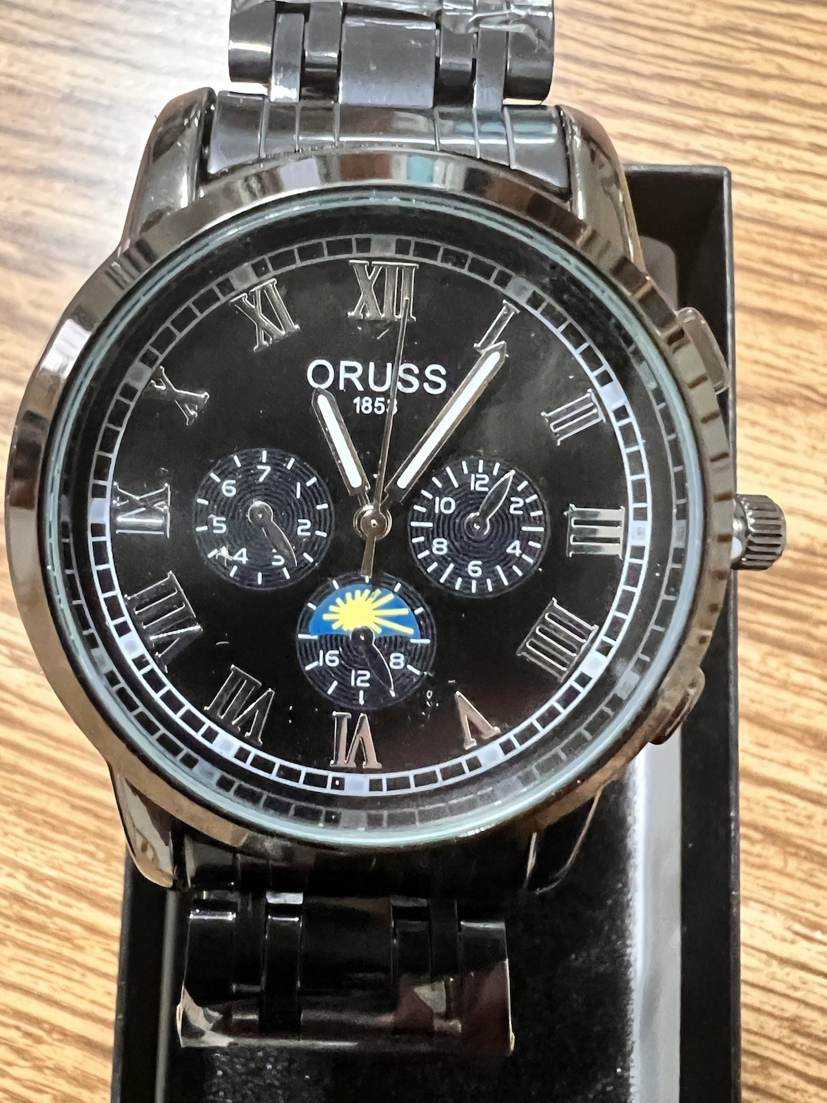 ORUSS Quartz Men’s Watch Alloy Steel Band Chronograph Style