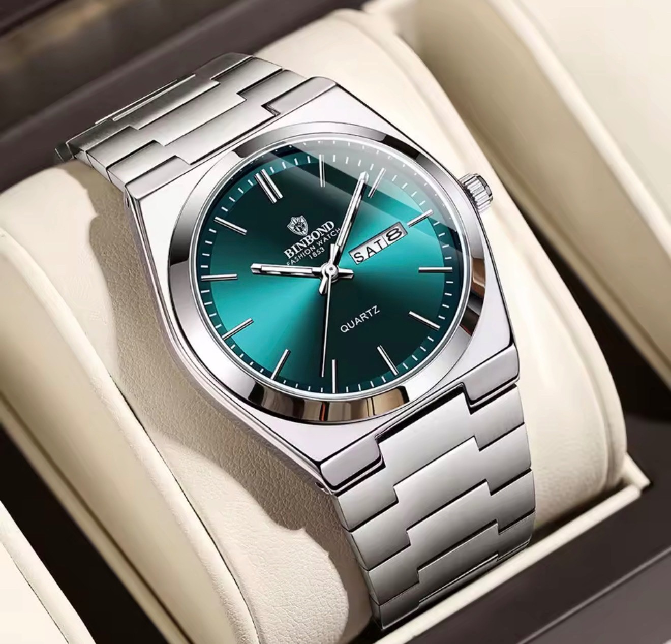 UTHAI Men’s Luxury Stainless Steel Quartz Watch Waterproof Business Calendar