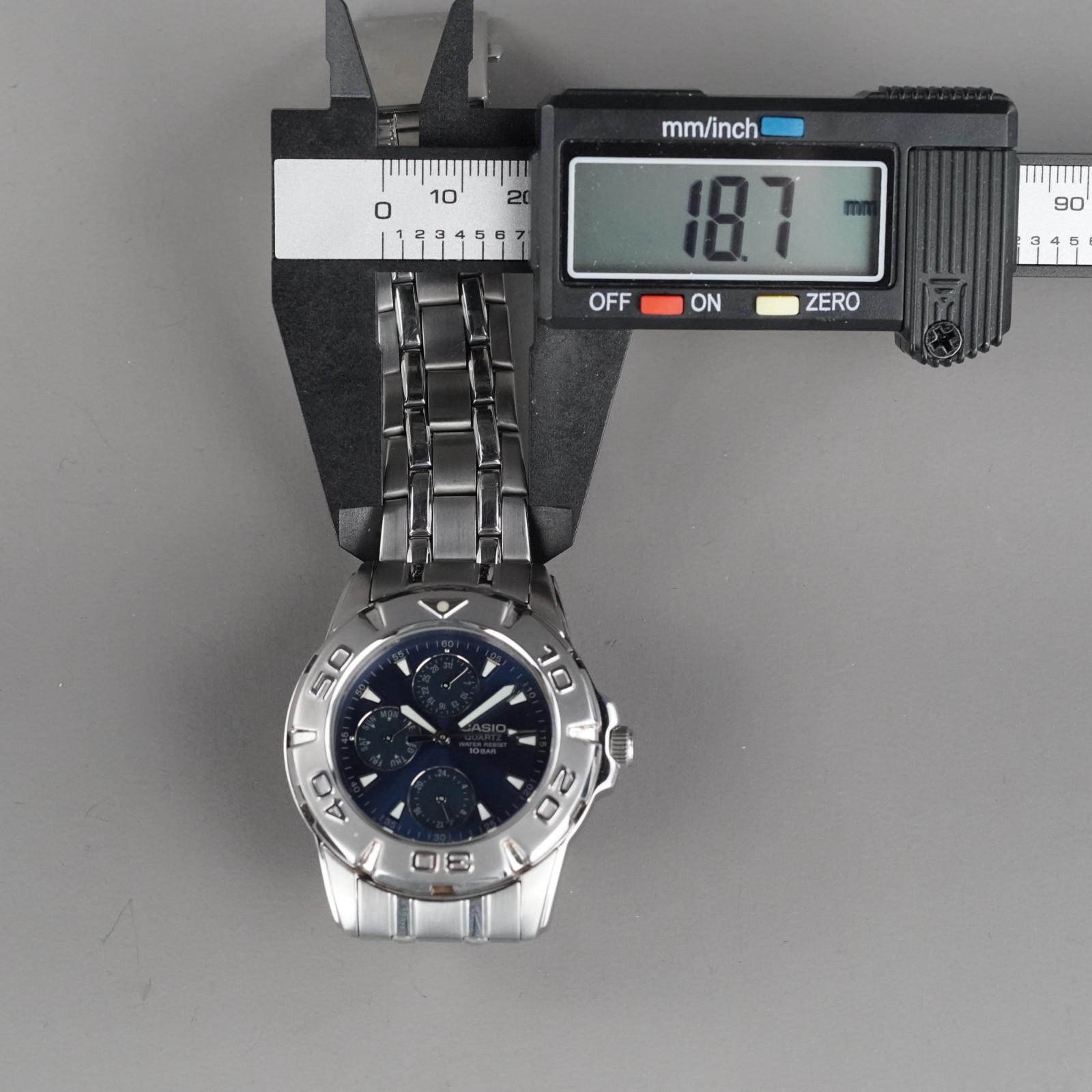 CASIO Vintage Chronograph Diver MTD-1047 Men’s 42mm Watch New Battery