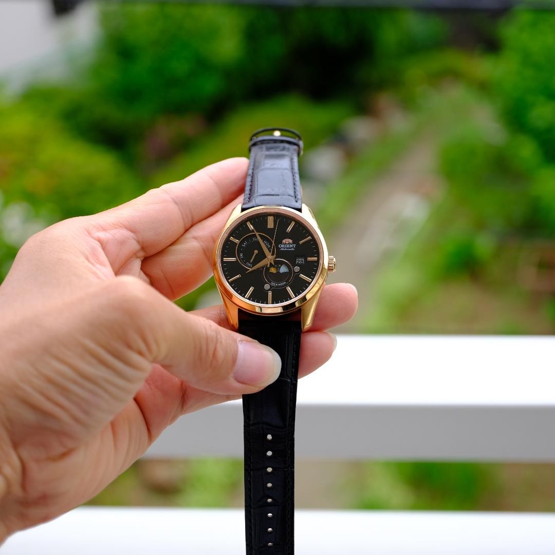 Superb Condition ORIENT Sun Moon Automatic Gold