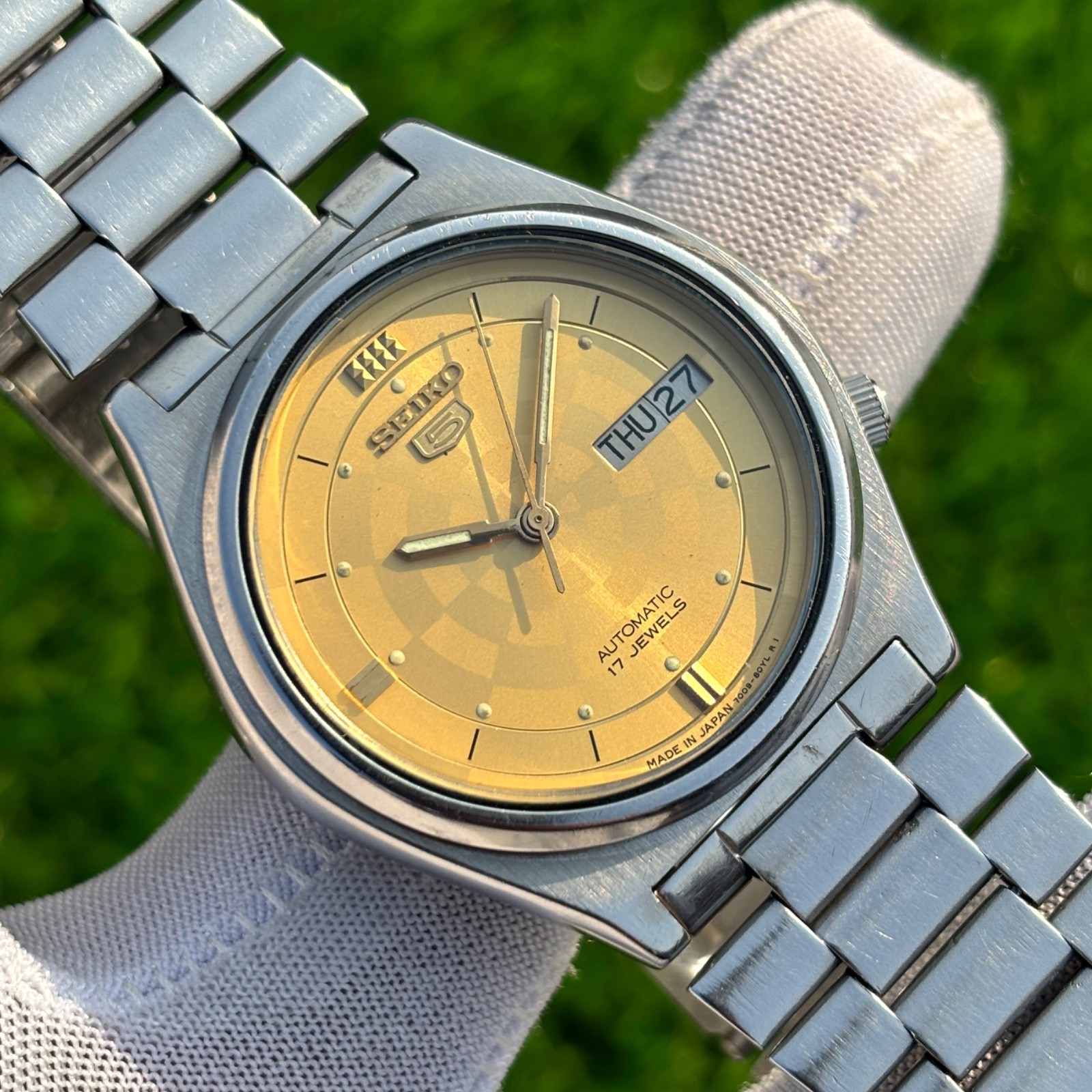 Vintage Seiko 5 Golden Sunburst Dial Automatic Japan Made Men’s Watch 7009-3171
