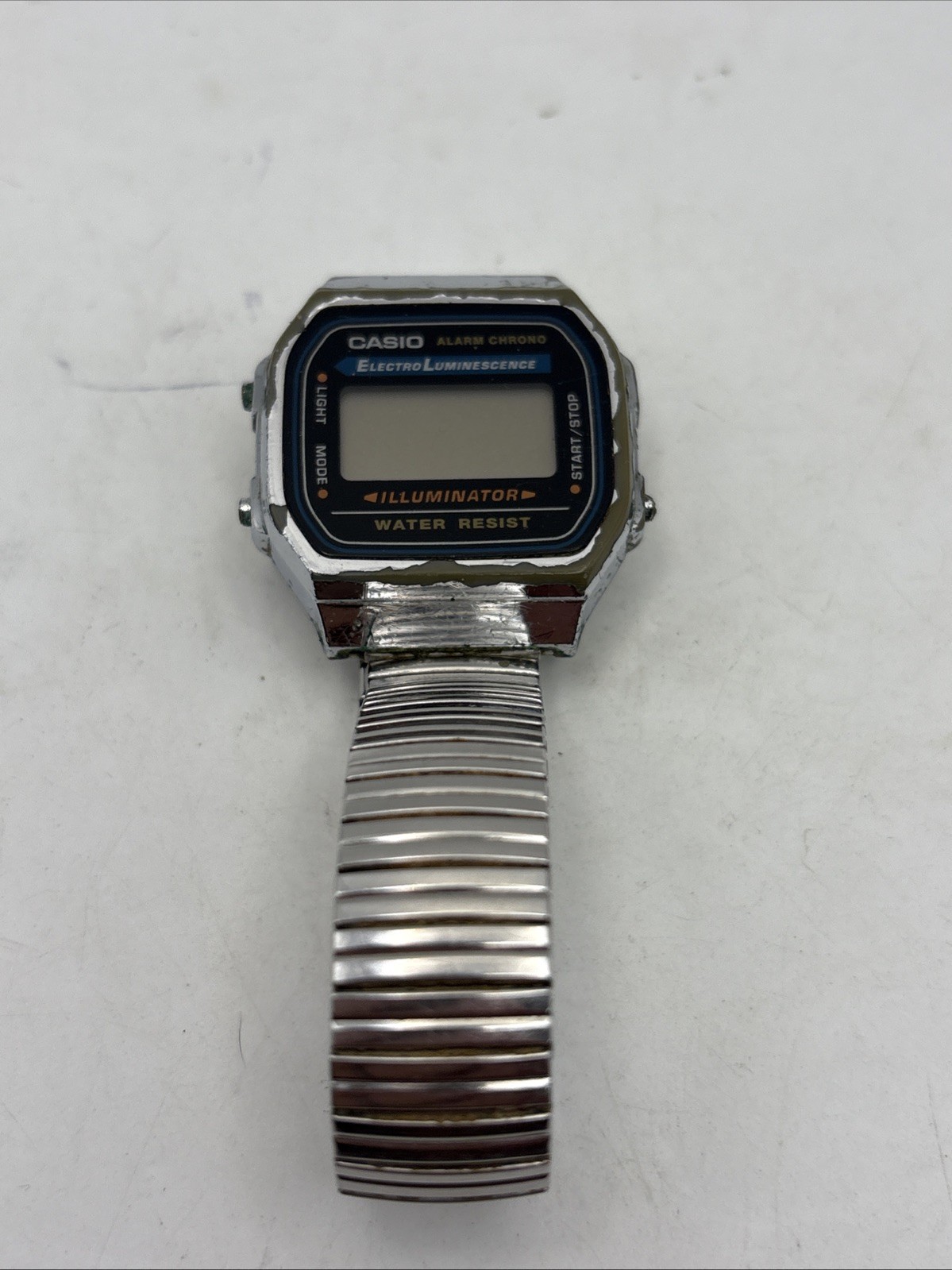 VINTAGE 1995 Casio A168 Watch 1572 Illuminator Alarm Chrono Water Resist Mens 90