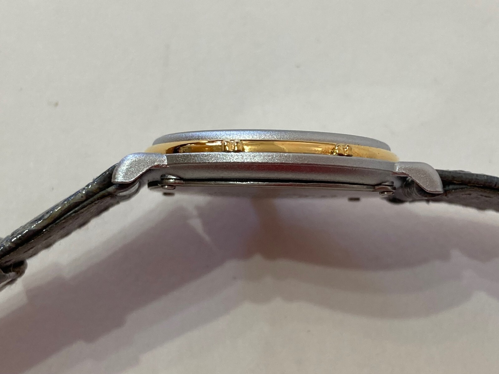 LUISTAR TIMEMASTER SWISS MADE WORKING VINTAGE QUARTZ WATCH.