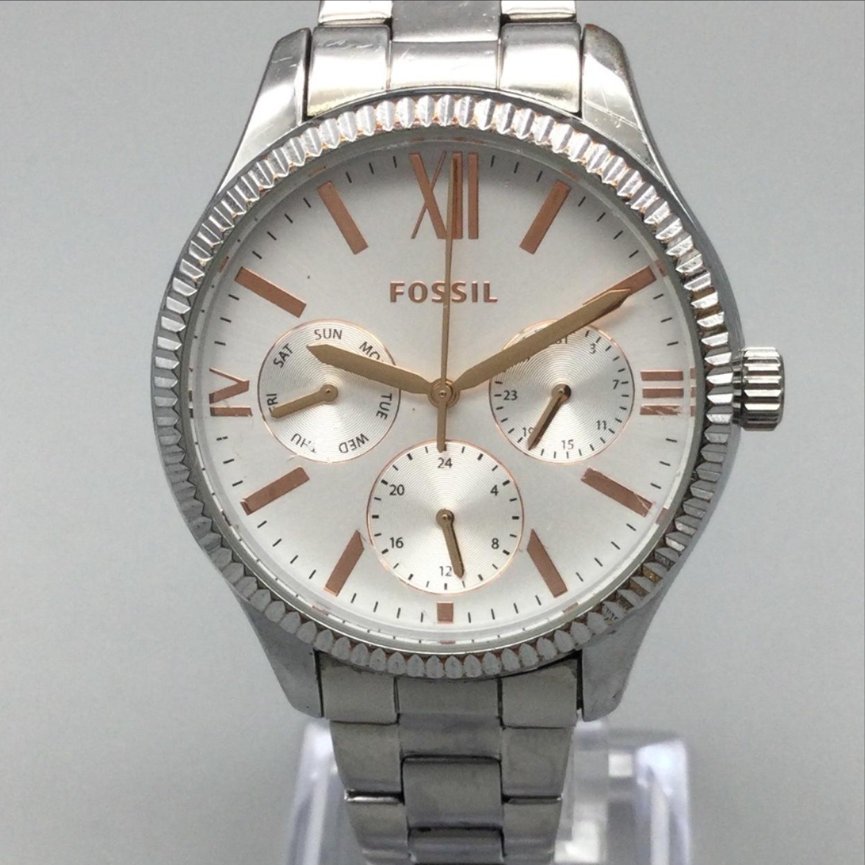 Fossil Rye BQ3590 Womens Watch 35mm Silver Tone Day Date New Battery 7″