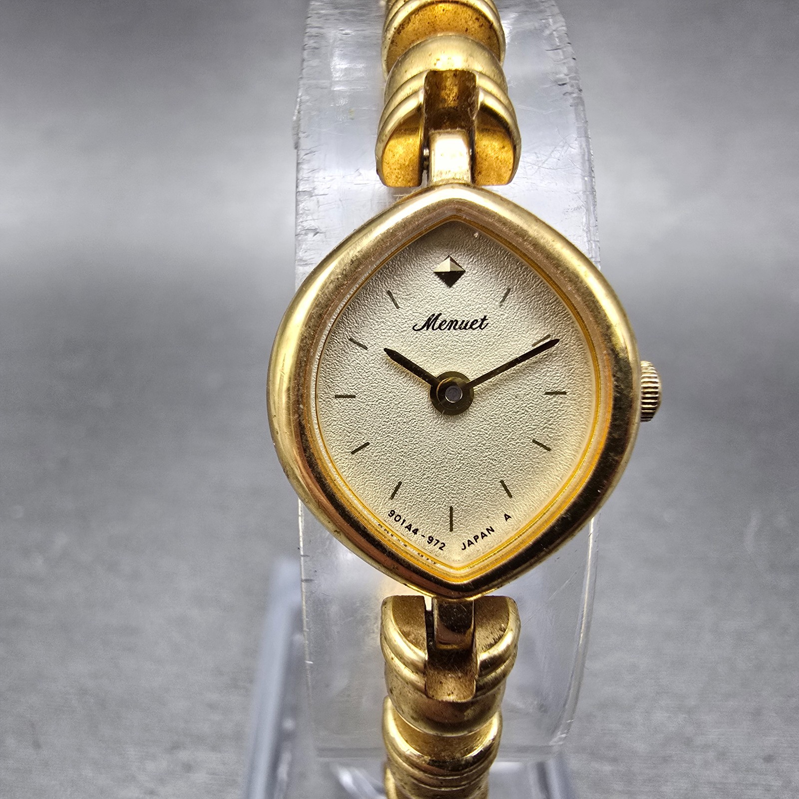 Casio Menuet Watch Women 16mm Champagne Dial Gold Tone Oval LGQ-204 New Battery