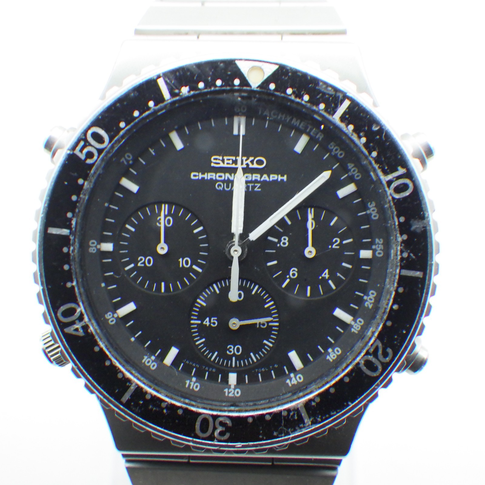 Seiko 7a28-7040 Quarts First Analog Chronograph in the world 1983