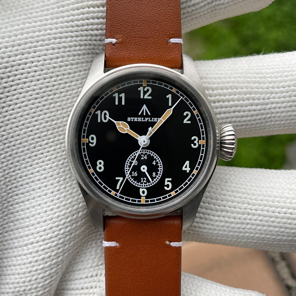39MM STEELFLIER Pilot Quartz Men’s Watch Sapphire 200M Waterproof Leather NEW