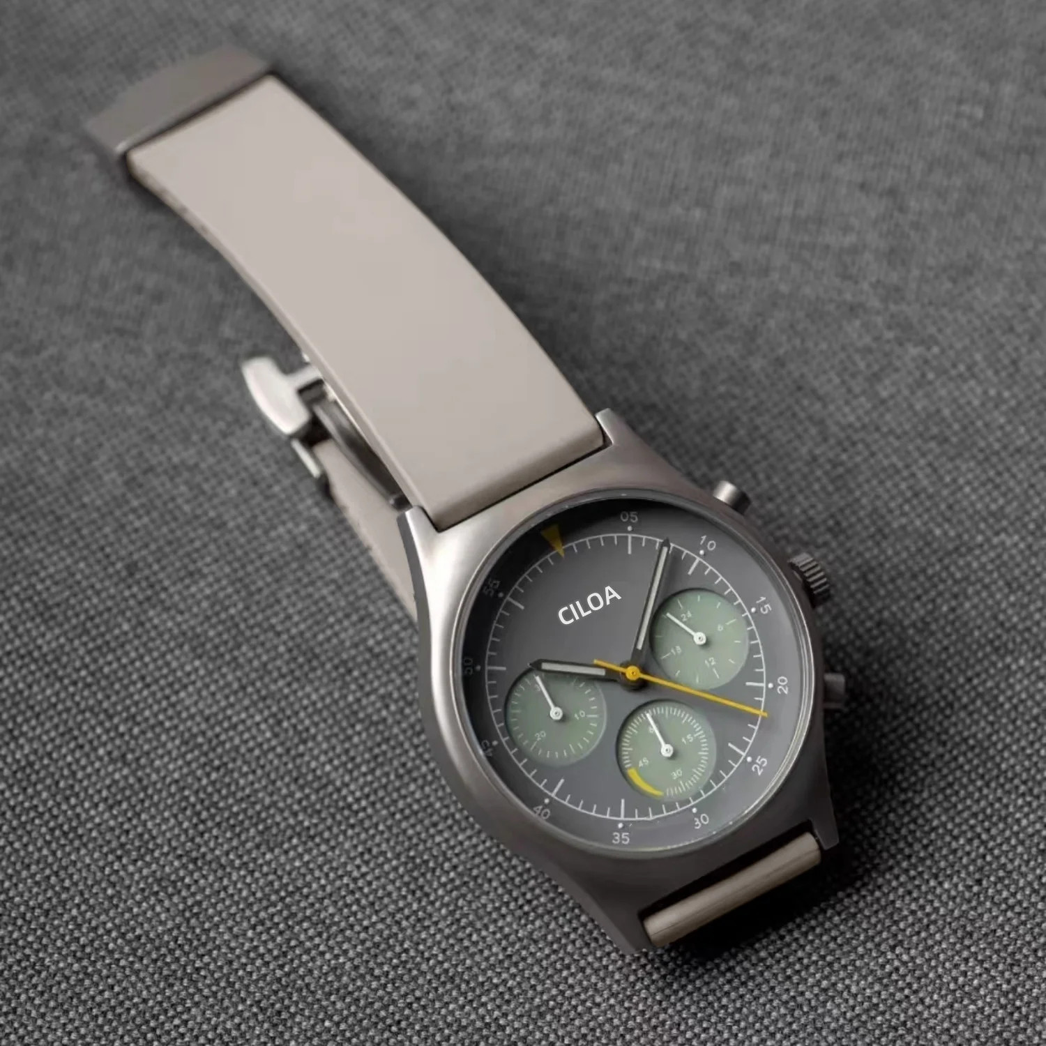 CILOA Men’s Multi-Function Quartz Watch Gray Dial Waterproof Business Casual